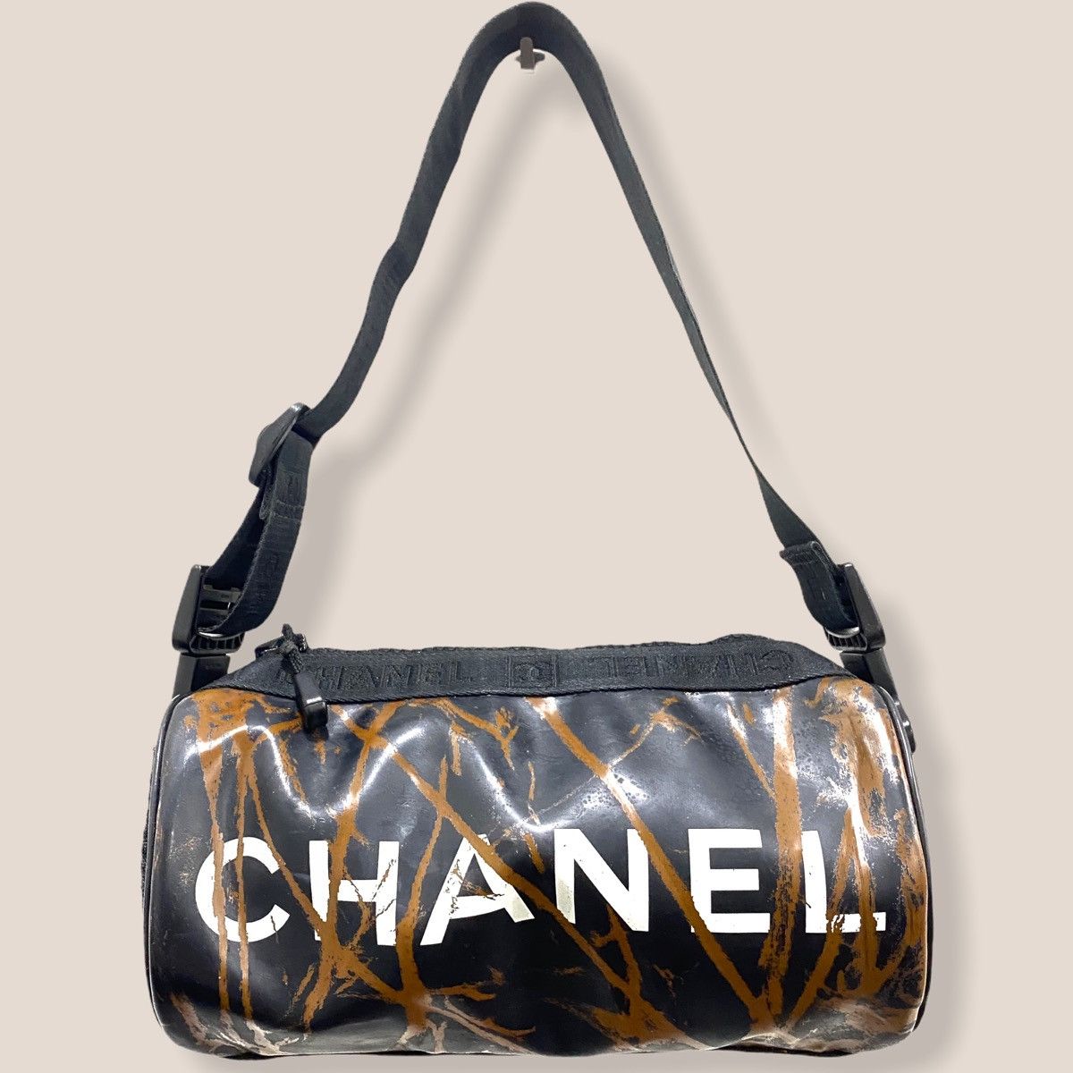Chanel ‼️LASTDROP‼️AUTH. CHANEL BLACK PRINTED VINLY AND MESH CC SPORT Size ONE SIZE - 3 Thumbnail