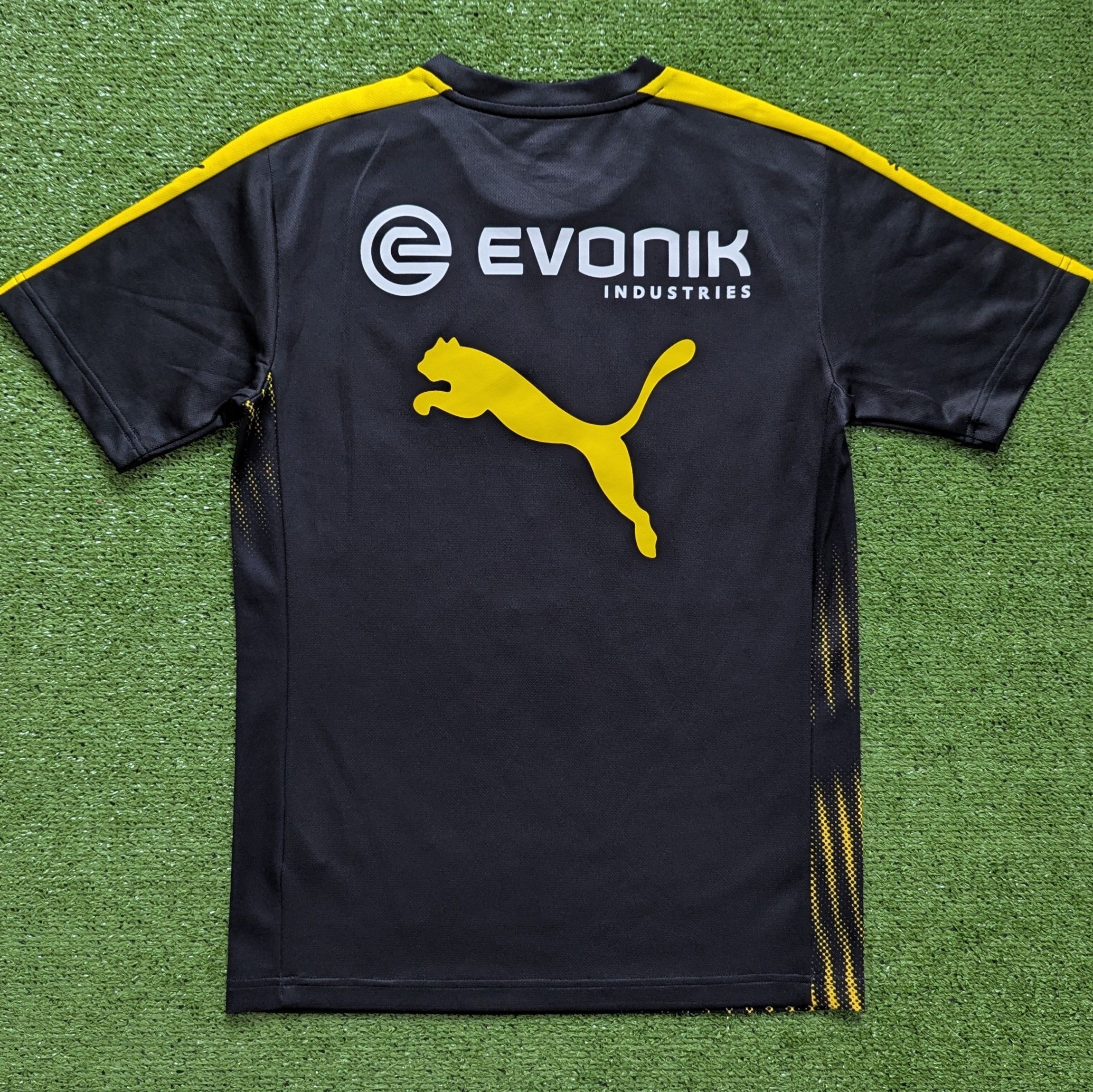 Puma BORUSSIA DORTMUND TRAINING FOOTBALL SHIRT JERSEY SIZE S PUMA Size US S / EU 44-46 / 1 - 2 Thumbnail
