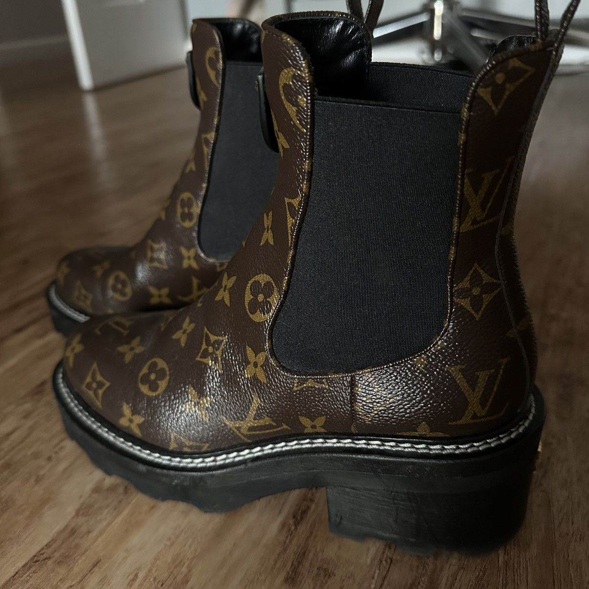 Louis Vuitton Louis Vuitton/LV Beaubourg Ankle Boot Size US 8 / IT 38 - 3 Thumbnail