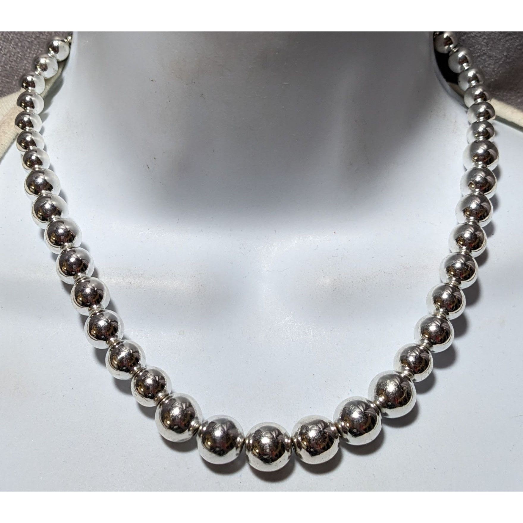 Other Metallic Silver Graduated Beaded Necklace Size ONE SIZE - 6 Thumbnail