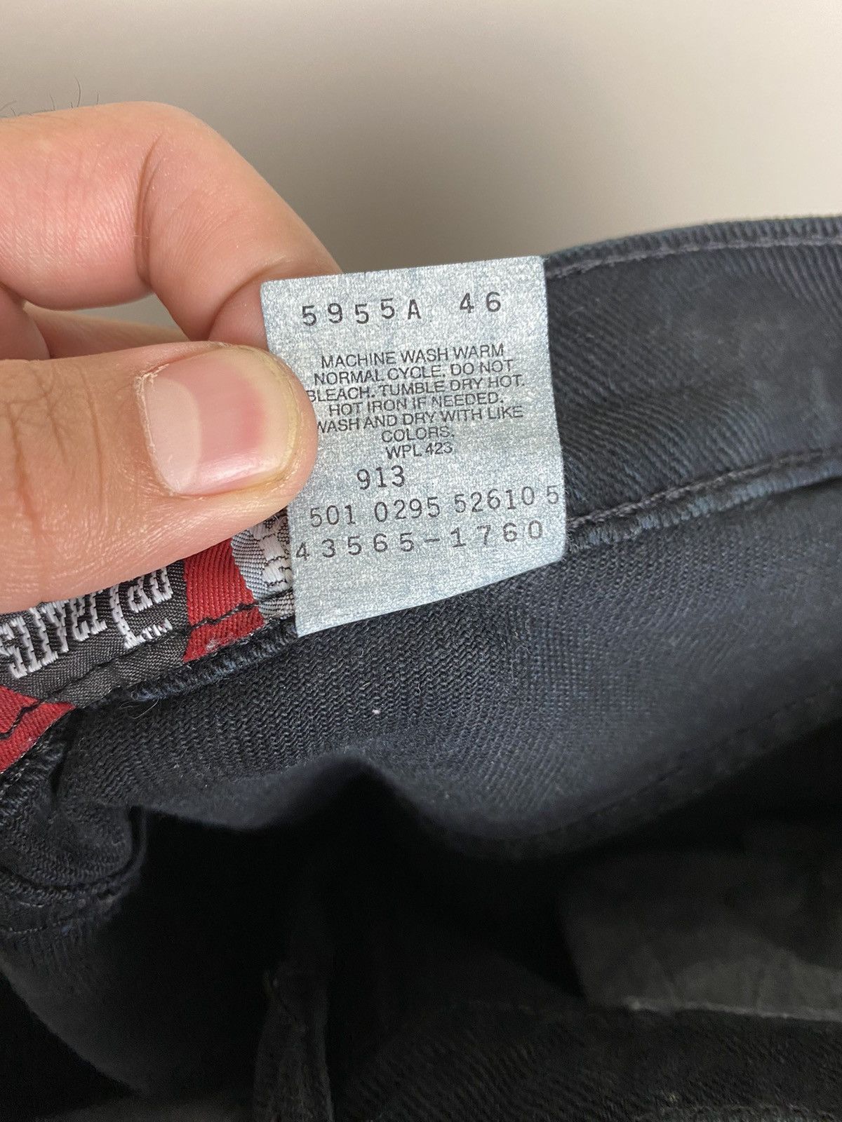 Levi's Vintage 1995 Levi’s Silver Tab Loose Black Denim Jeans 90’s Size US 34 / EU 50 - 7 Thumbnail