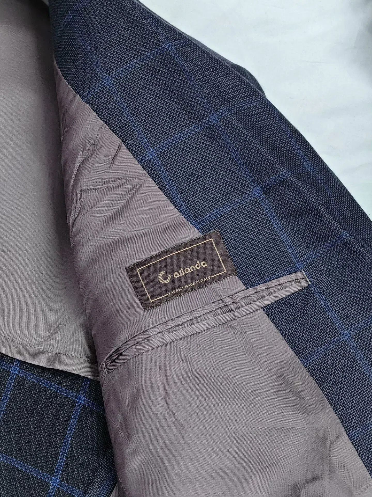 Japanese Brand Custom Italian Silk Wool Blend Suit. Size US M / EU 48-50 / 2 - 7 Thumbnail