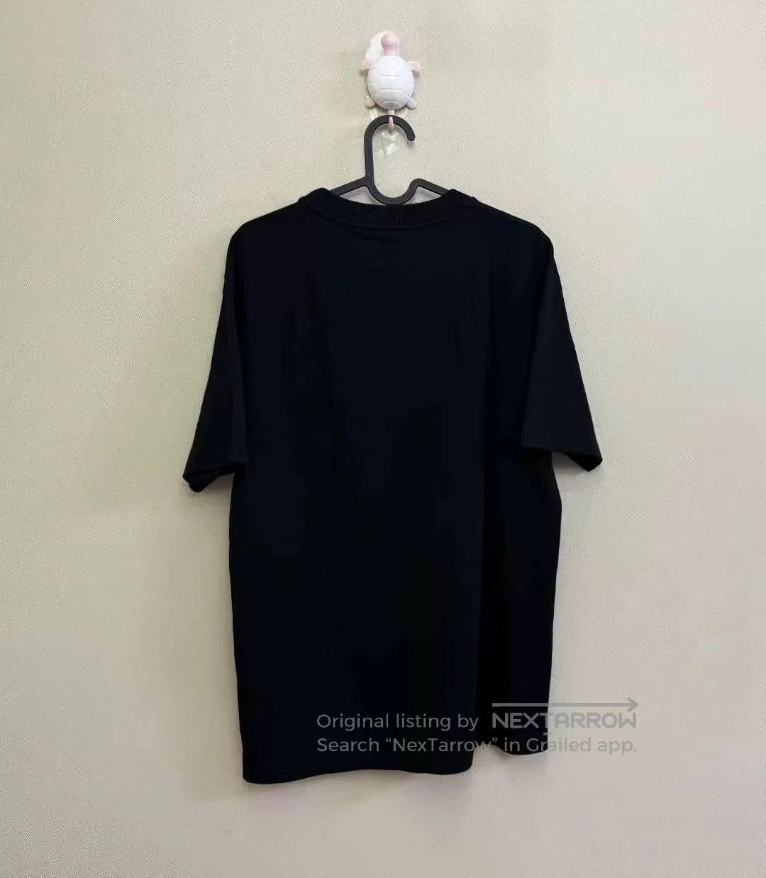 Louis Vuitton louis vuitton black logo short sleeve shirt. Size US M / EU 48-50 / 2 - 4 Thumbnail