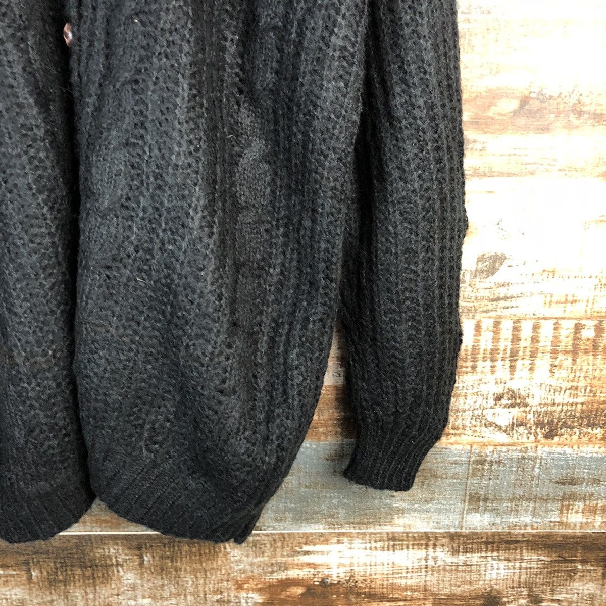 Aran Isles Knitwear View Life Black Patterned Cardigan knitwear #A1686 Size XL / US 12-14 / IT 48-50 - 8 Thumbnail