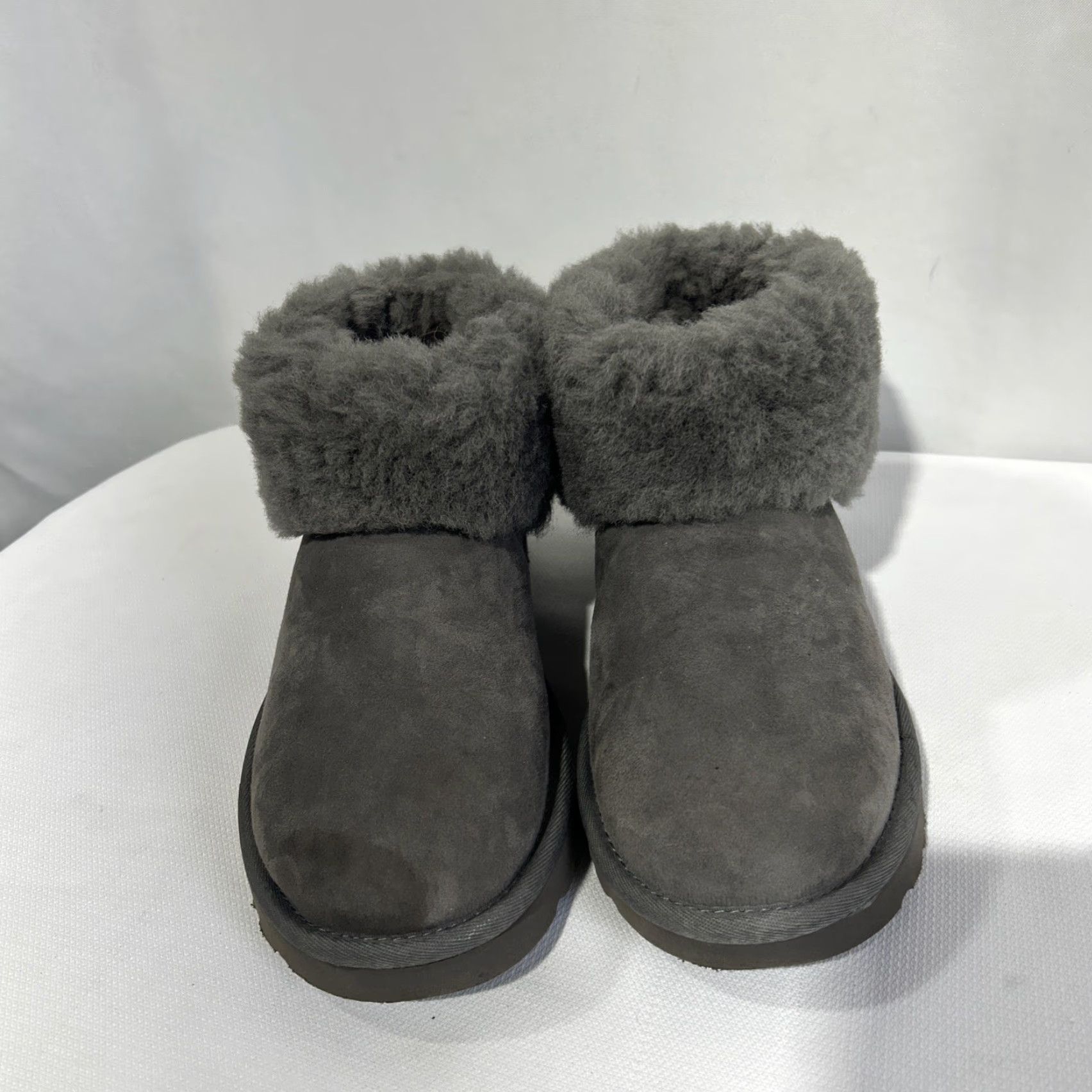 Ugg UGG Bootie Gray Sz 8 Classic Mini Fluff Genuine Shearling Short Boots 1106757 M Women Size 30" / US 8 / IT 44 - 6 Thumbnail
