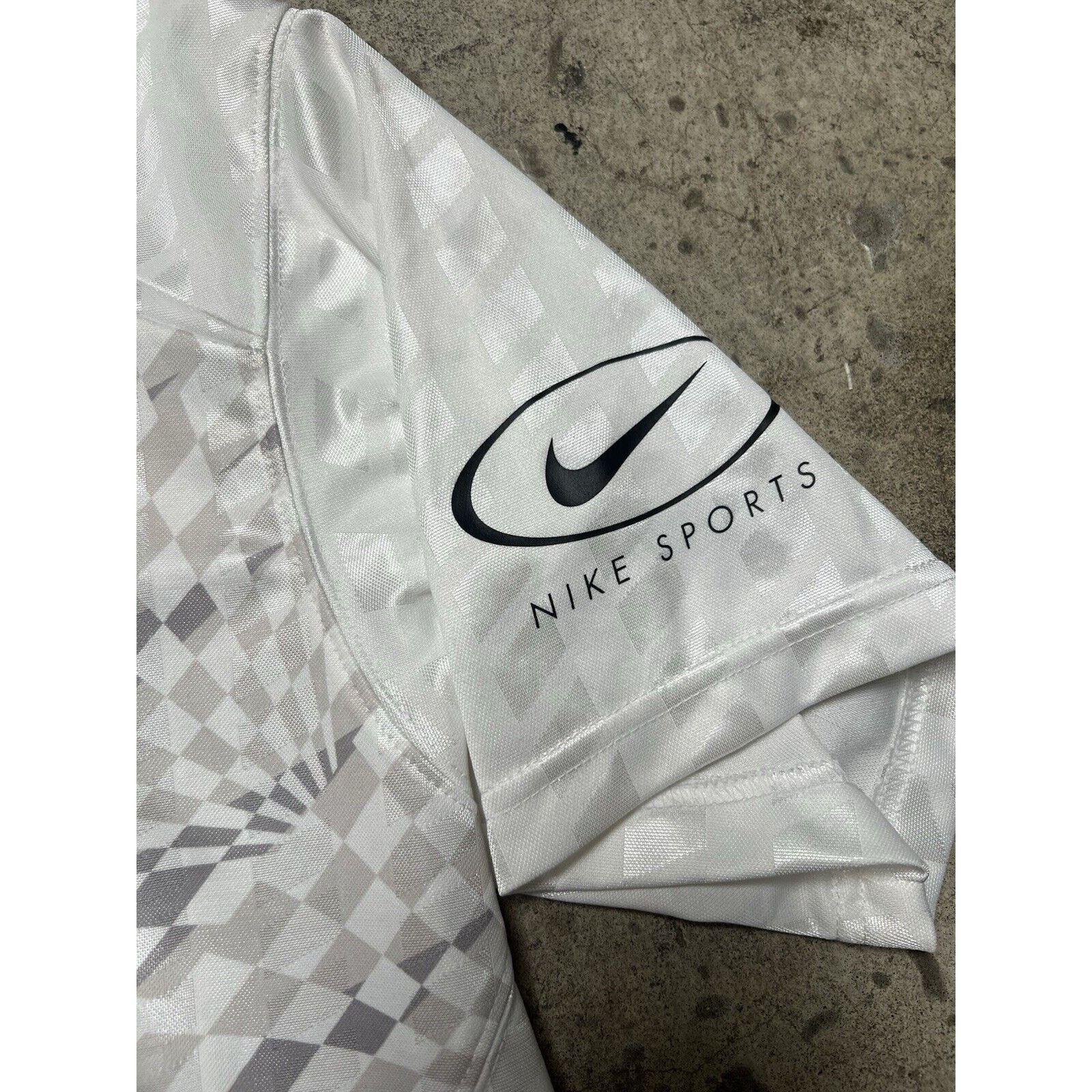 Nike Nike Sportswear Womens Soccer Jersey Dress White Grey Size M Size M / US 6-8 / IT 42-44 - 4 Thumbnail