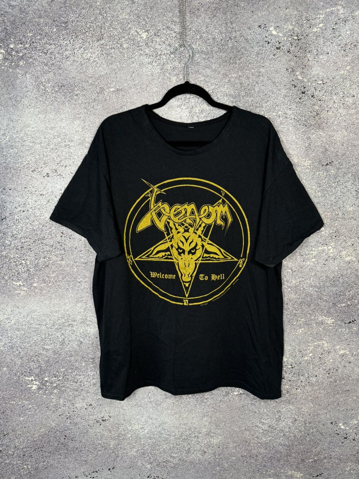 Band Tees × Vintage Vintage 2001 Venom Welcome To Hell Rock Tee XL Heave Metal Size US XL / EU 56 / 4 - 1 Thumbnail