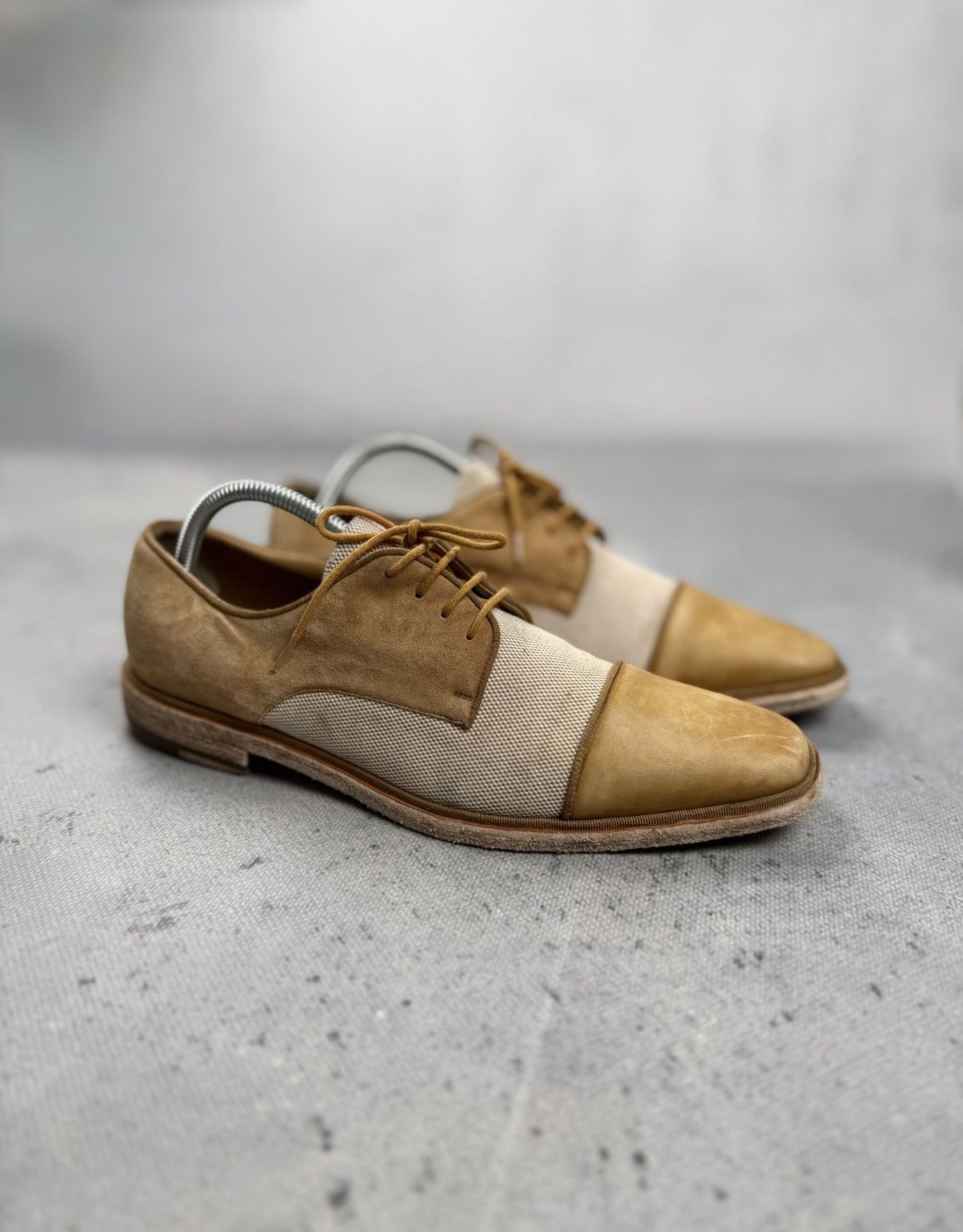 Christian Louboutin Christian Louboutin Greggo Two Tone Suede Canvas Oxford Shoe Size US 9.5 / EU 42-43 - 1 Thumbnail
