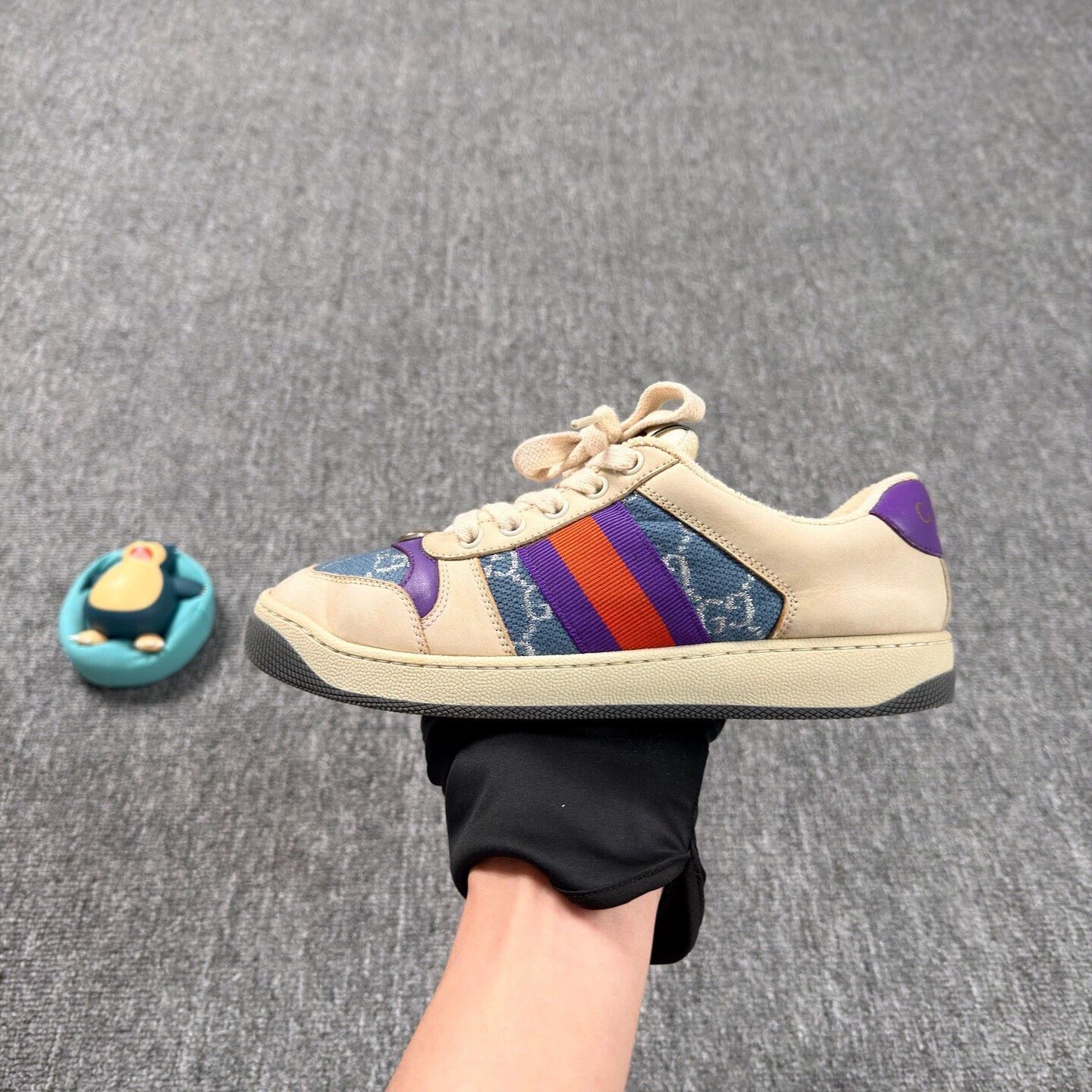Gucci Gucci blue enamel double G print distressed sneakers 36 9/10 Size US 6 / IT 36 - 8 Thumbnail