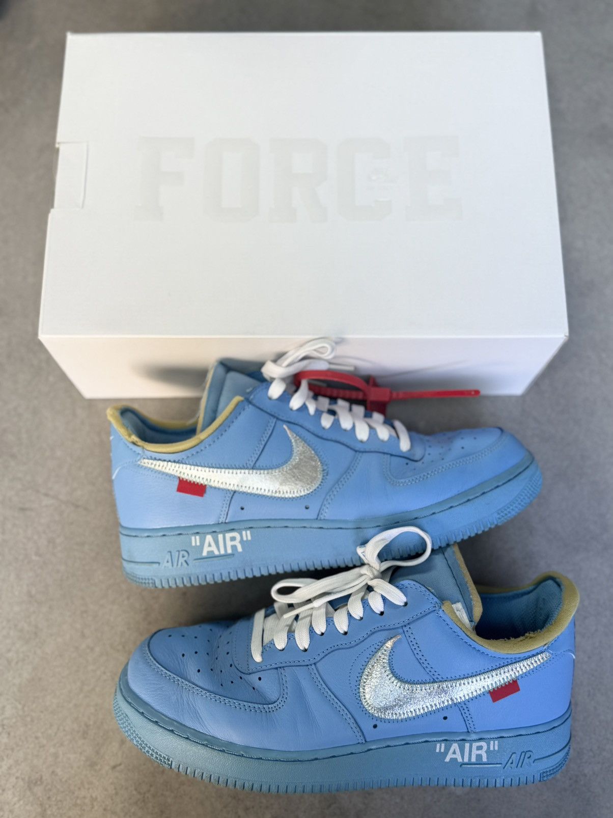 Nike × Off-White Nike x Off White Air Force 1 MCA Size US 9.5 / EU 42-43 - 3 Thumbnail