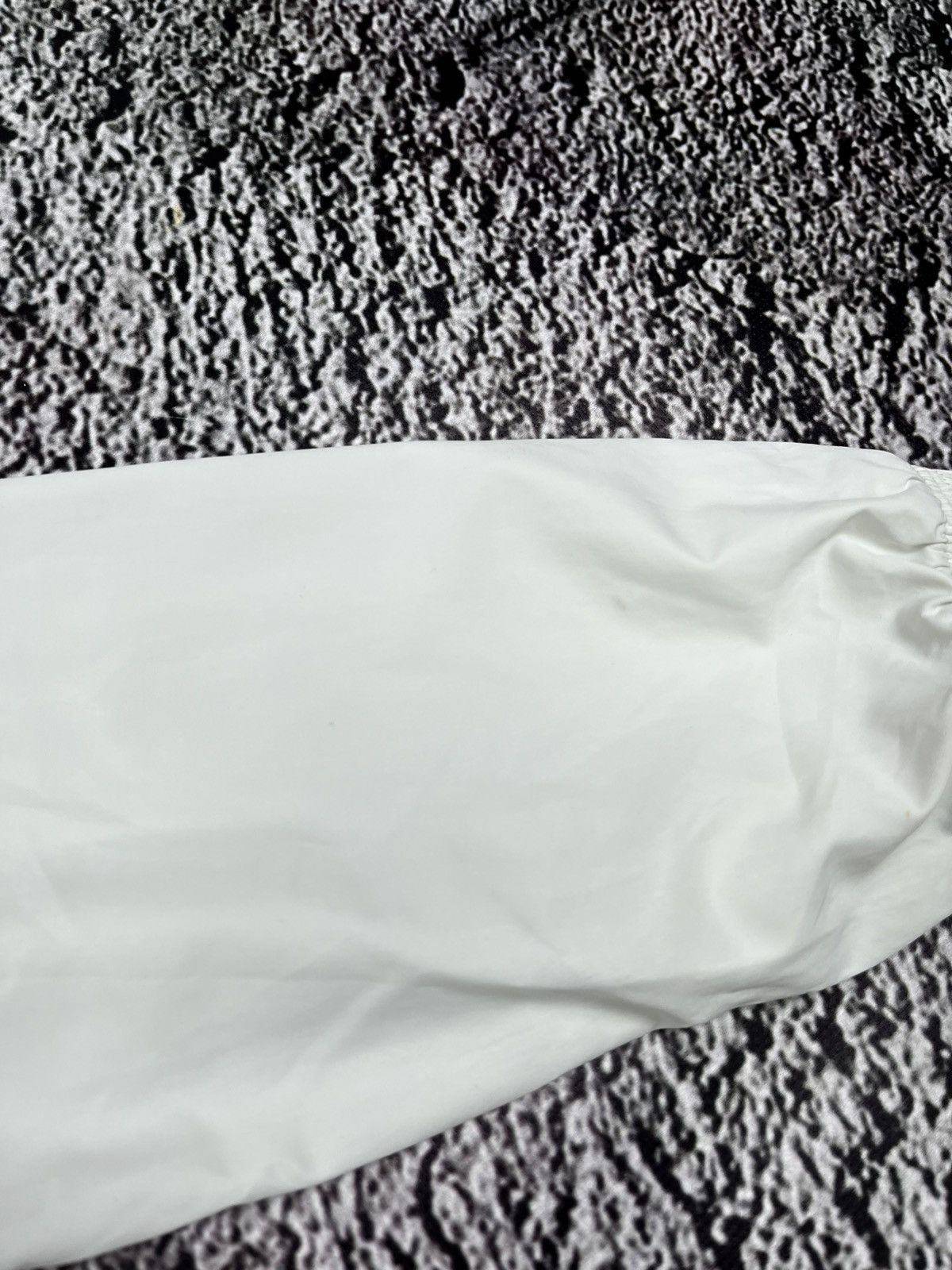 Vintage Vintage Y2K Nike small swoosh track jacket windbreaker L Size L / US 10 / IT 46 - 8 Thumbnail