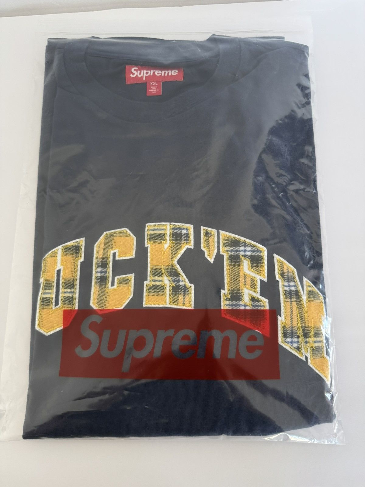 Supreme Supreme fuck em plaid top Size US XXL / EU 58 / 5 - 2 Thumbnail