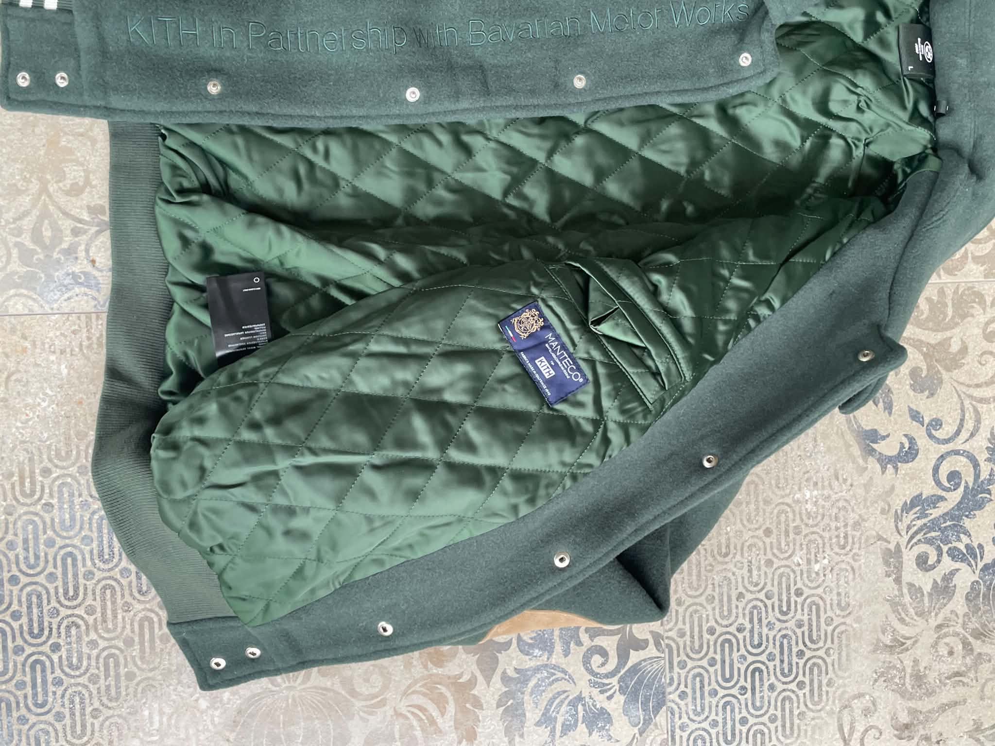 Kith Kith for bmw Jacket coaches green size L rare italy Size US L / EU 52-54 / 3 - 7 Thumbnail