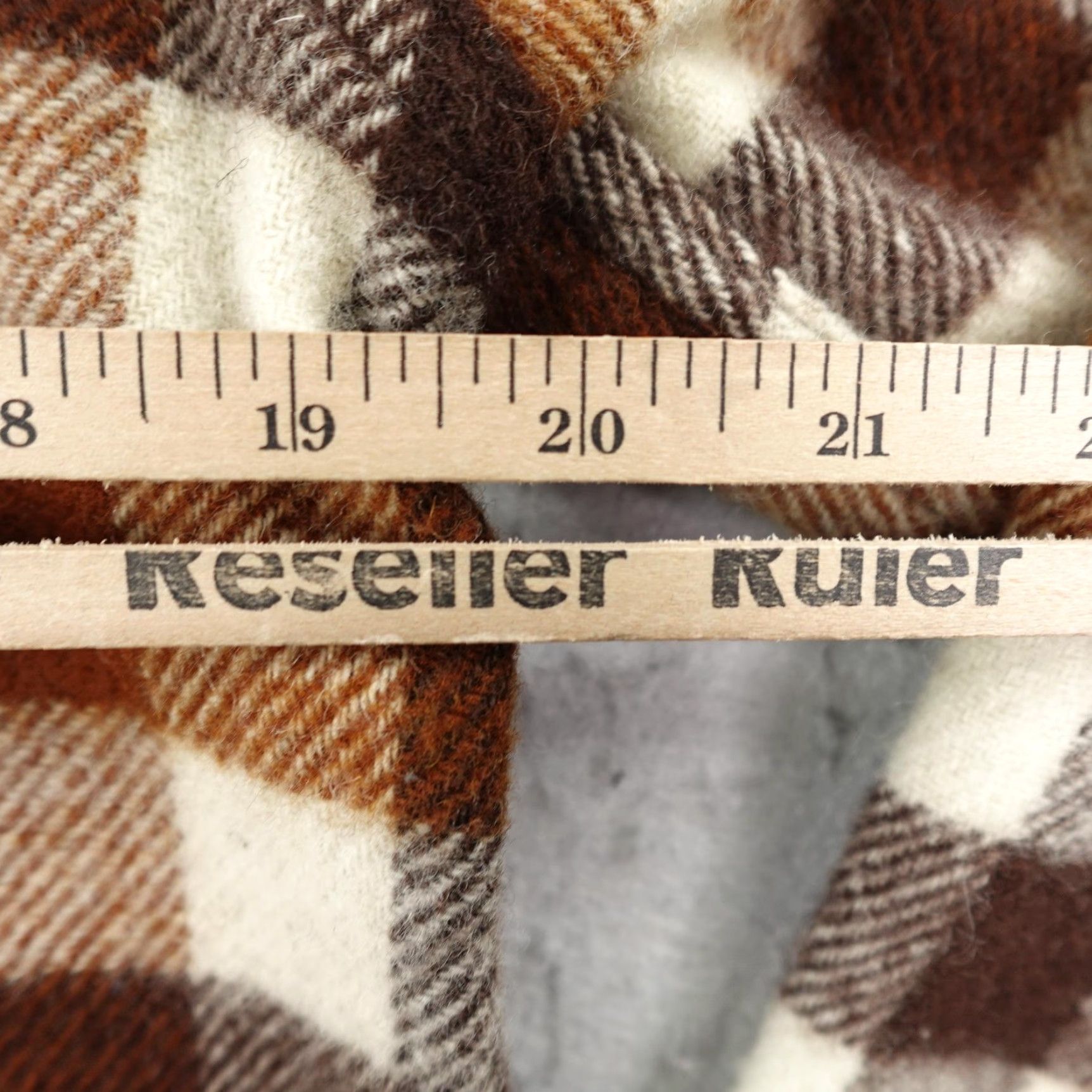 Vintage VINTAGE L.L. Bean Shirt Womens Large Brown Plaid Flannel Wool Blend Button-Up 50s Size L / US 10 / IT 46 - 5 Thumbnail