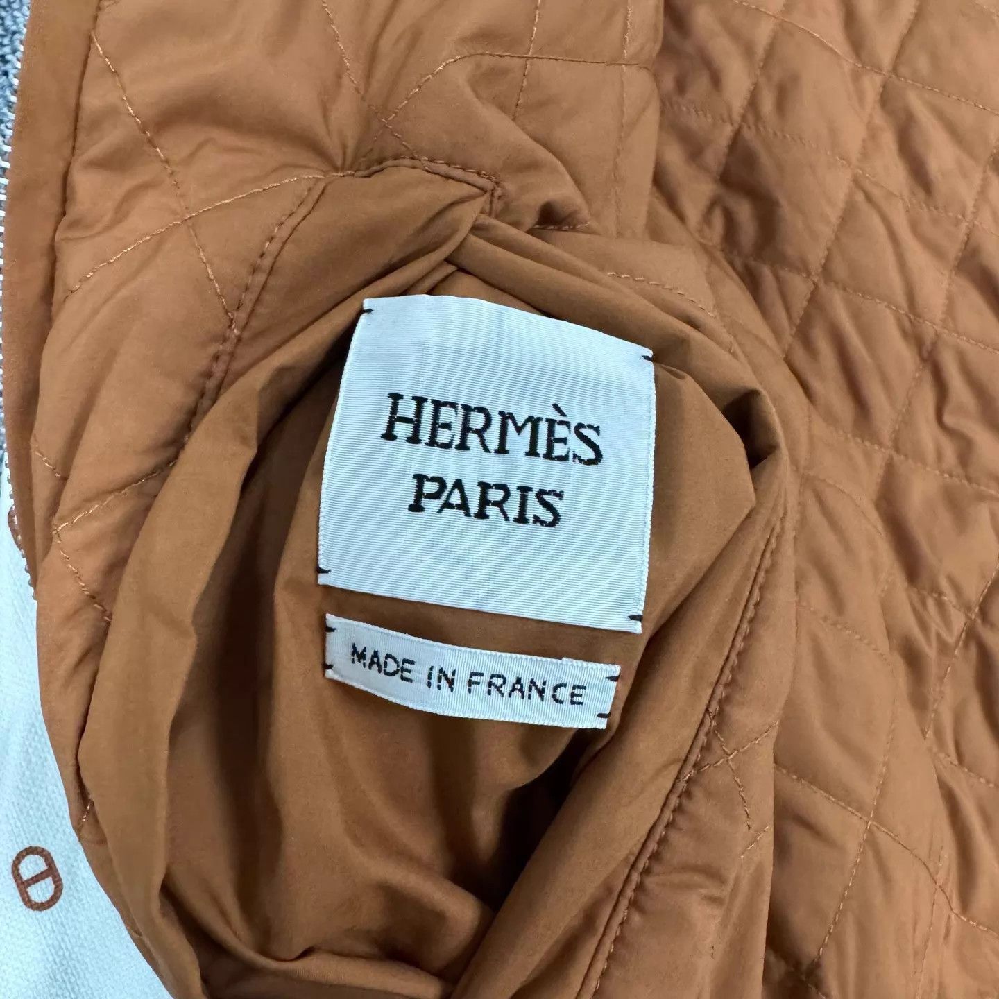 Hermes Women's Hermes Reversible Pig Nose & Orange Quilted Jacket Size S / US 4 / IT 40 - 7 Thumbnail
