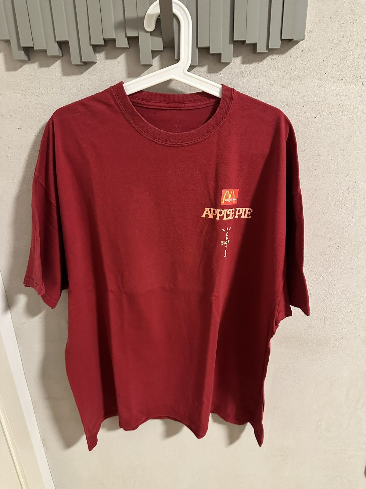 Travis Scott Travis Scott X McDonald’s red tee shirt 🔴🔴 Size US XL / EU 56 / 4 - 1 Thumbnail