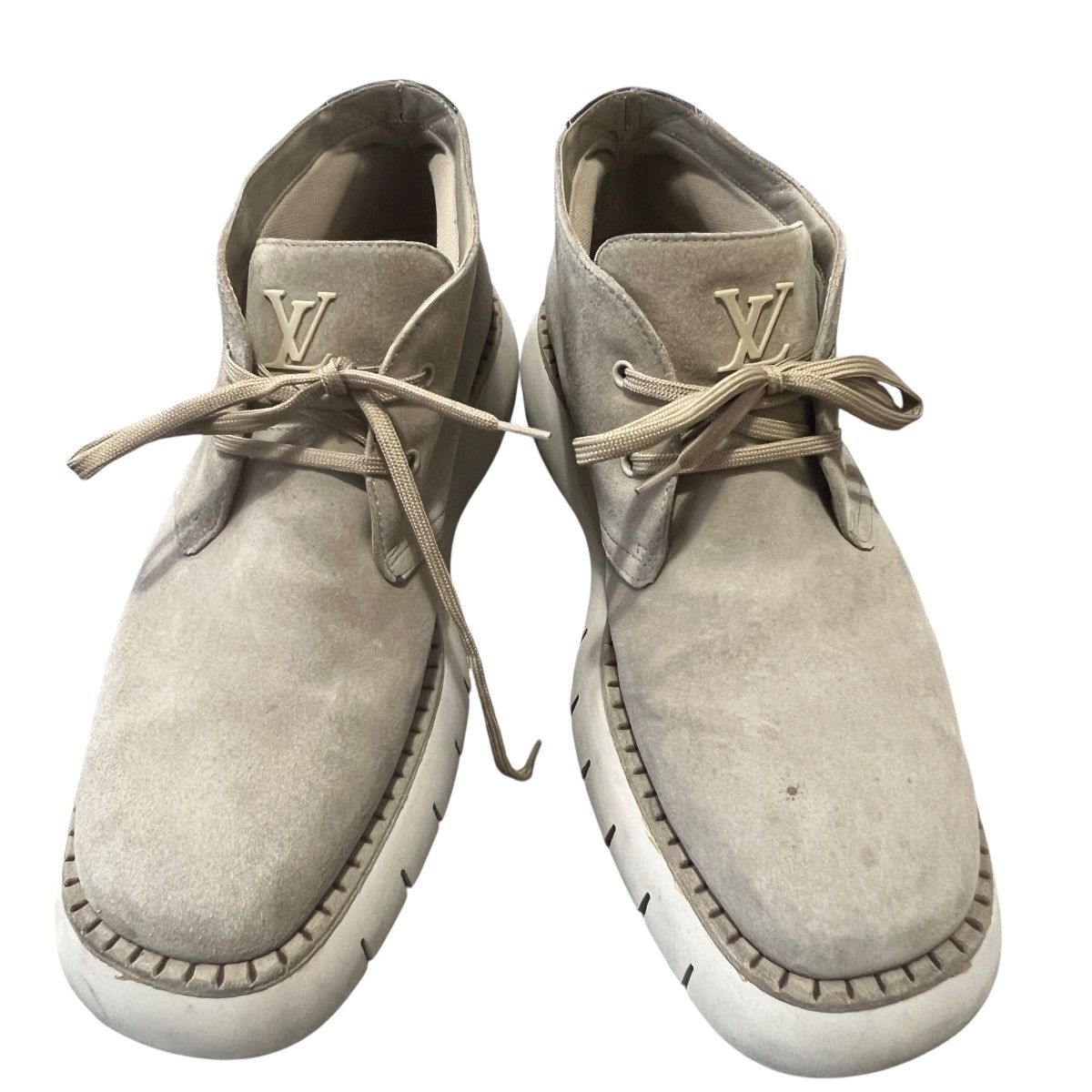 Louis Vuitton LOUIS VUITTON 2021 Monogram Sneakers Size US 10 / EU 43 - 1 Thumbnail
