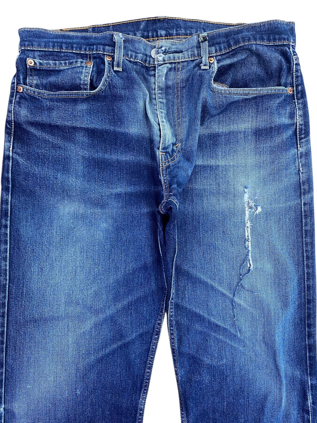 Levi's Levi’s Faded Blue Wash Style Ripped Jeans Size US 36 / EU 52 - 2 Thumbnail