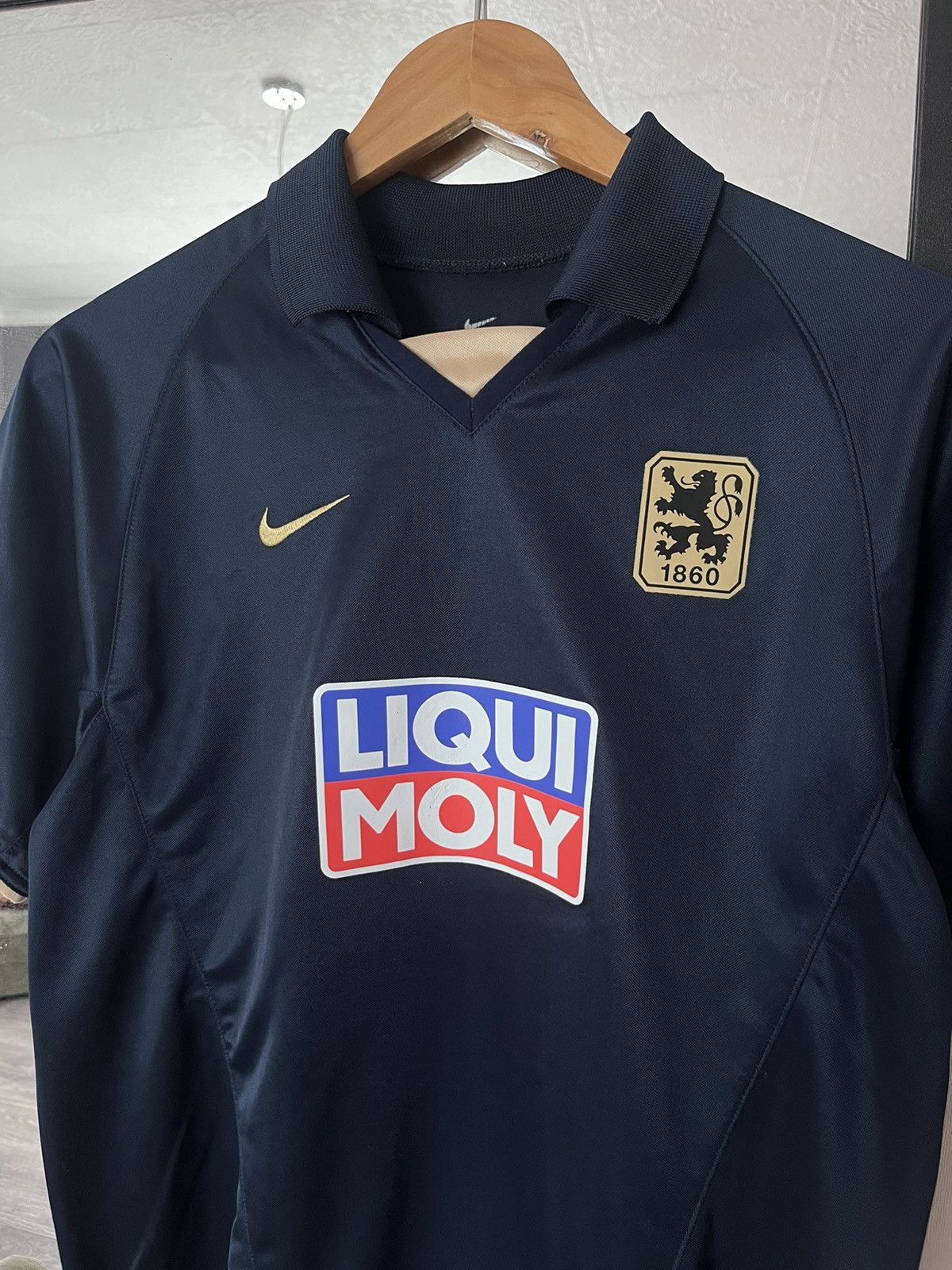 Nike Nike 1860 Munich Munchen 90s home jersey Size US S / EU 44-46 / 1 - 3 Thumbnail