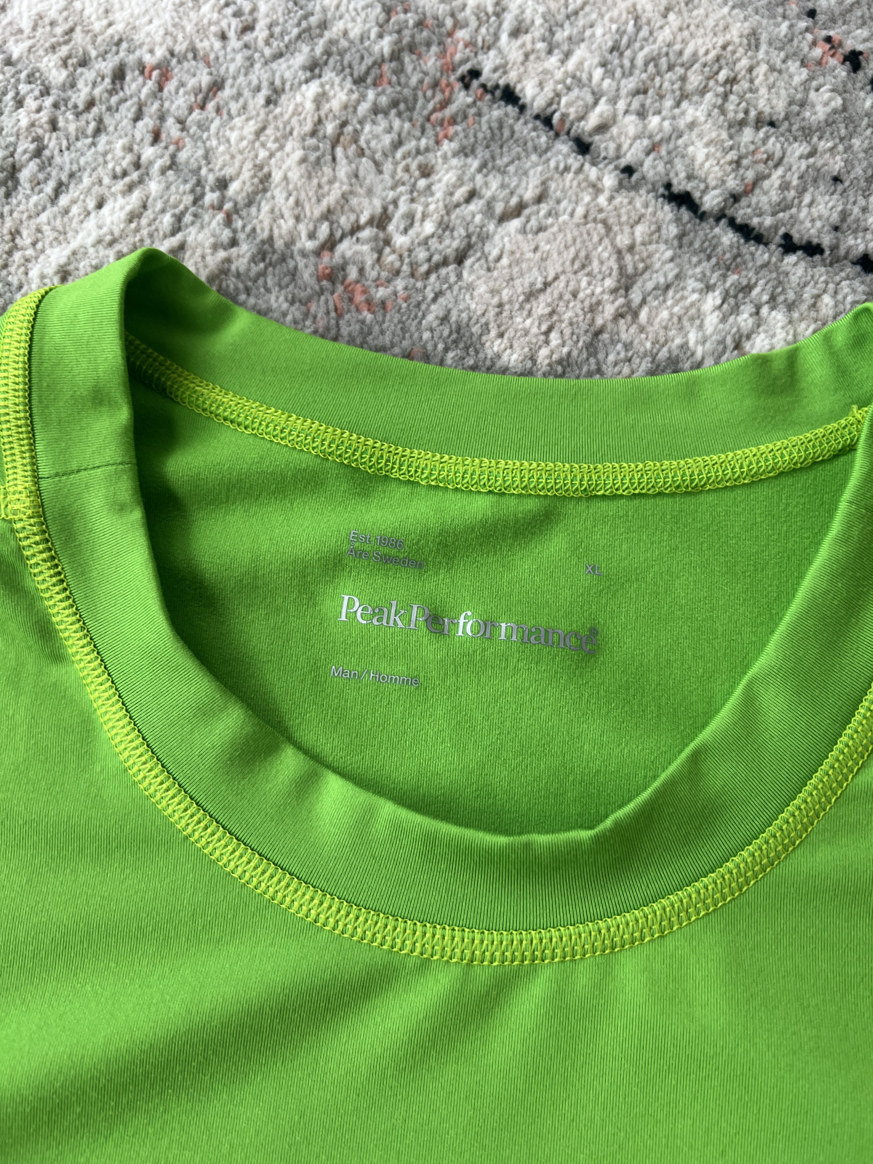 Peak Performance Peak Performance Long Sleeve Size US XL / EU 56 / 4 - 3 Thumbnail