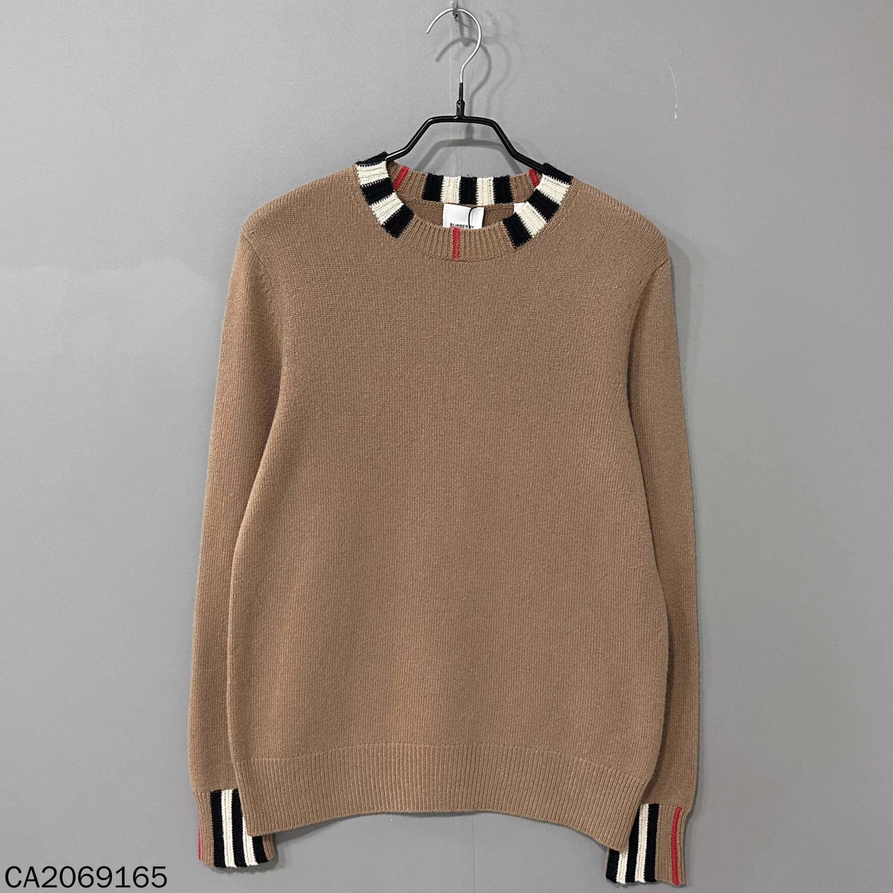 Burberry Burberry camel cashmere striped collar t-neck sweater S Size S / US 4 / IT 40 - 1 Thumbnail