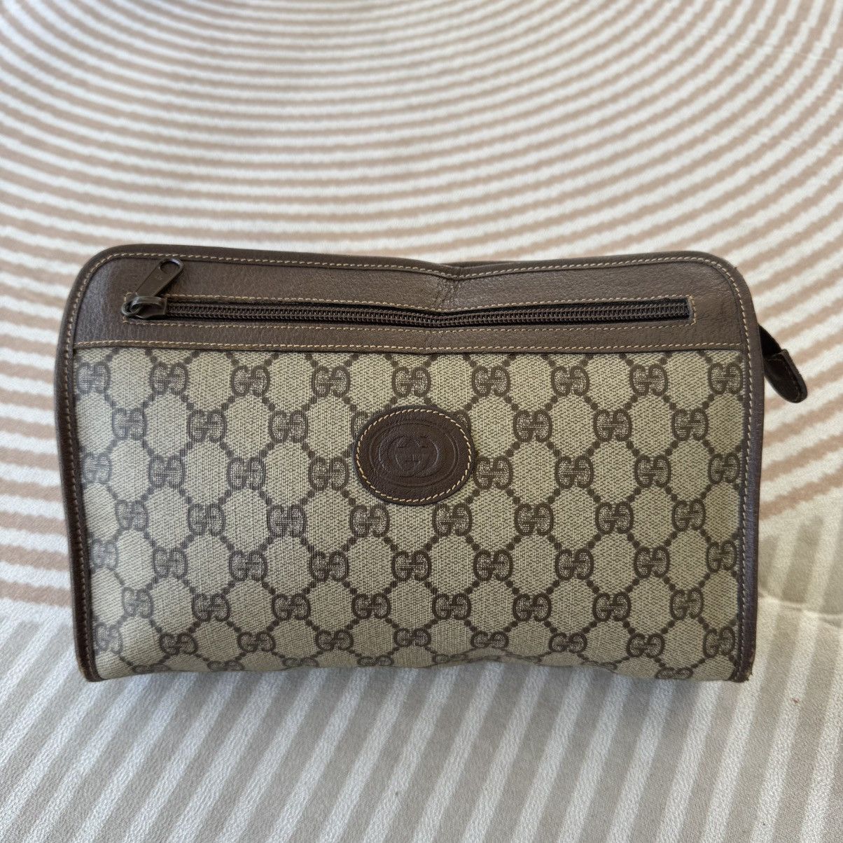 Gucci Authentic Gucci GG Monogram Clutch Bag Size ONE SIZE - 1 Thumbnail
