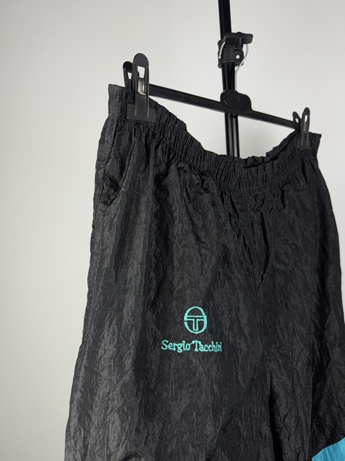 Sergio Tacchini Vintage Sergio Tacchini Crinkle Nylon Track Pants Y2K L Size US 36 / EU 52 - 3 Thumbnail