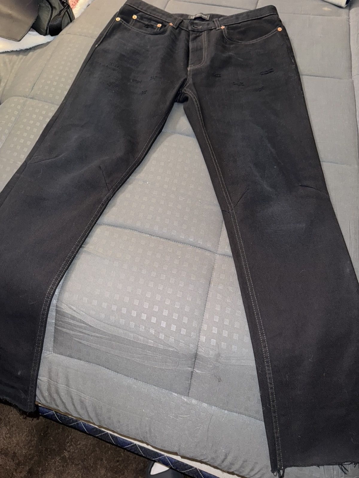Balenciaga Balenciaga Denim FW/22 Distressed by Demna Size US 32 / EU 48 - 2 Thumbnail