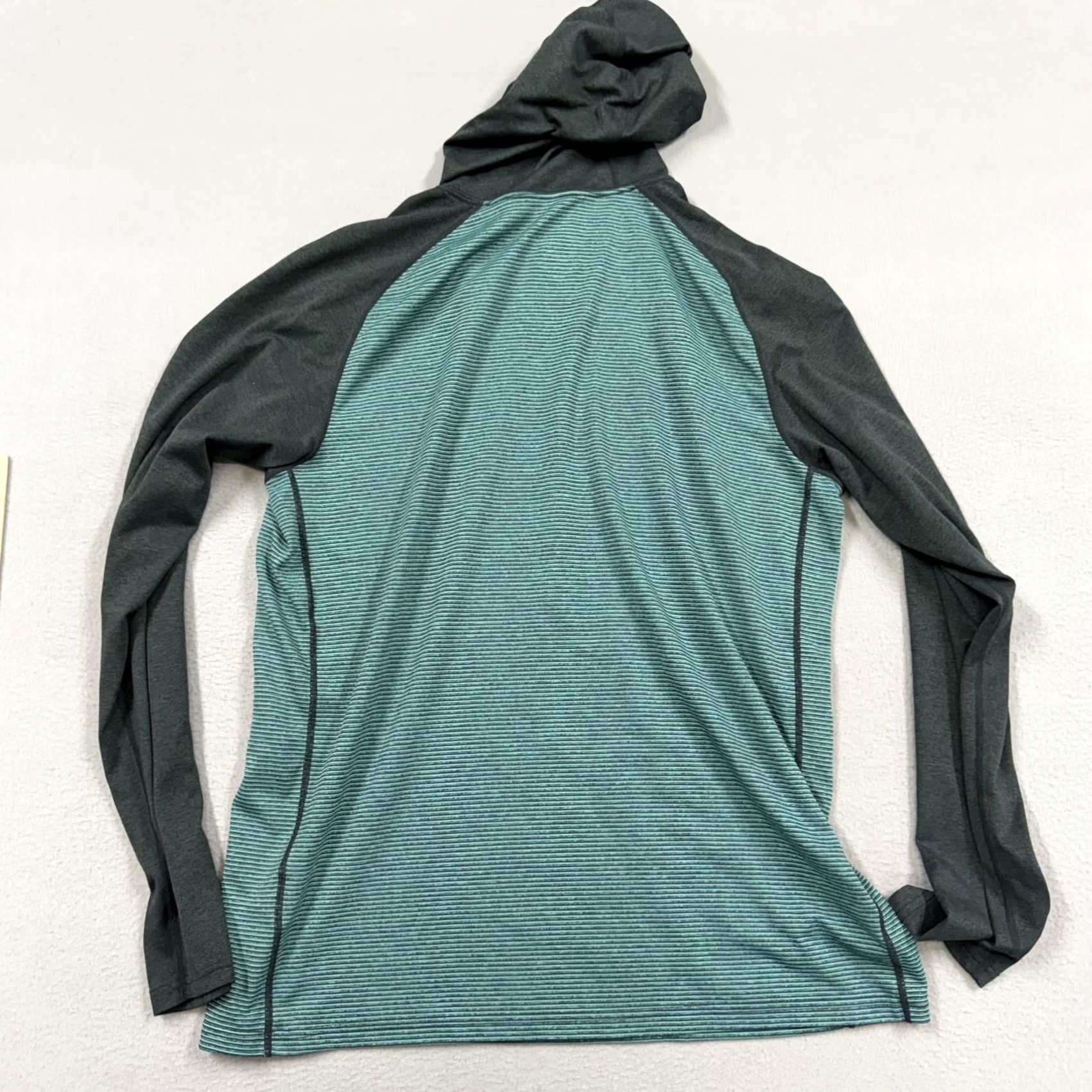 Nike Nike Hoodie Mens Large Green Striped Dri-FIT Pullover Running Shirt Size US L / EU 52-54 / 3 - 5 Thumbnail