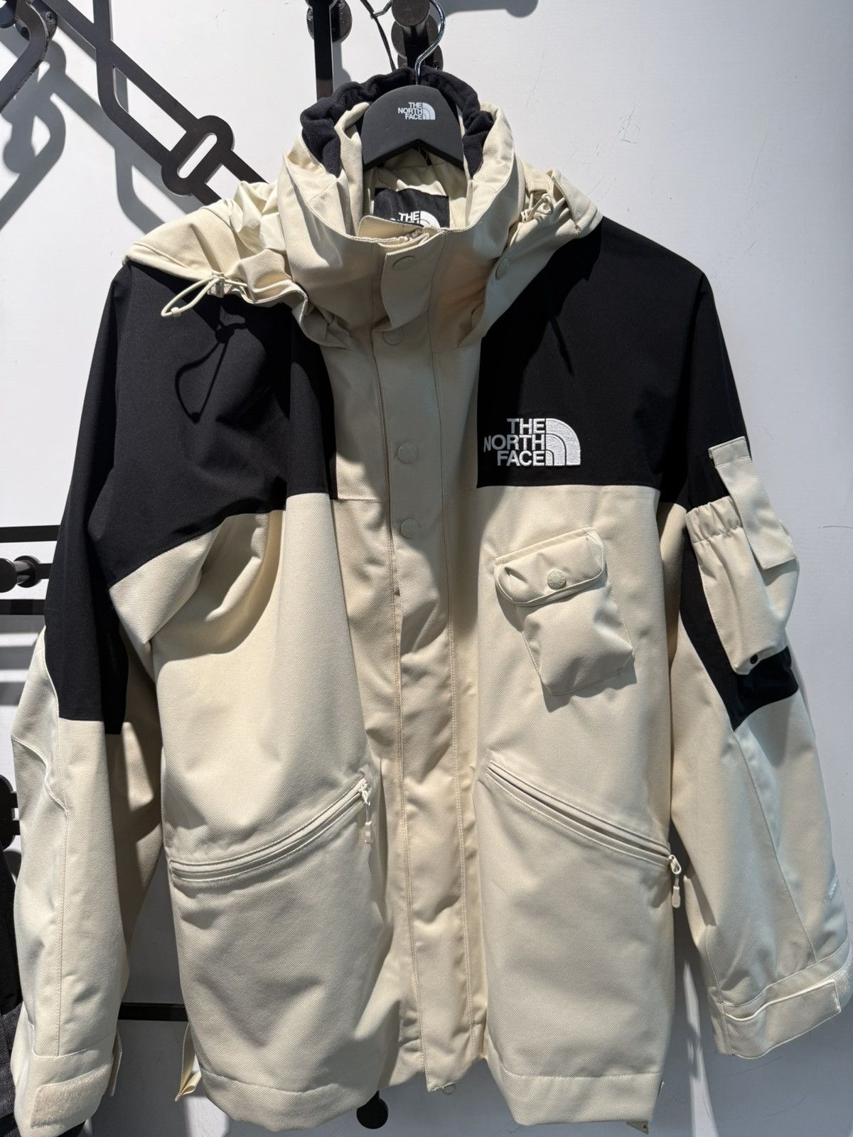 The North Face Urban Exploration DryVent™ WOOL LIKE HARDSHELL JACKET Size US M / EU 48-50 / 2 - 14 Thumbnail