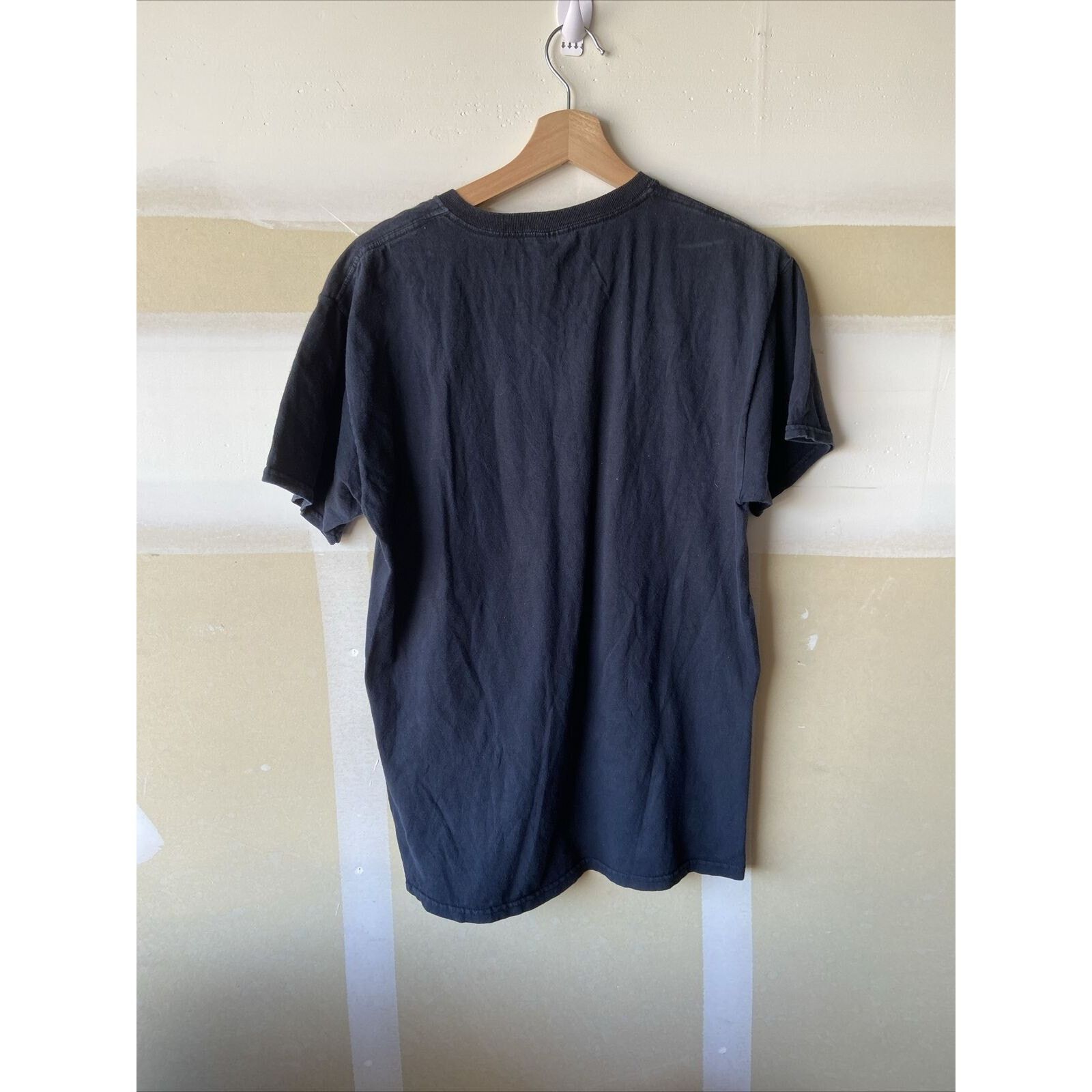 Fruit Of The Loom Purple Dragon Short Sleeve Black T-shirt Size Medium Size US M / EU 48-50 / 2 - 5 Thumbnail