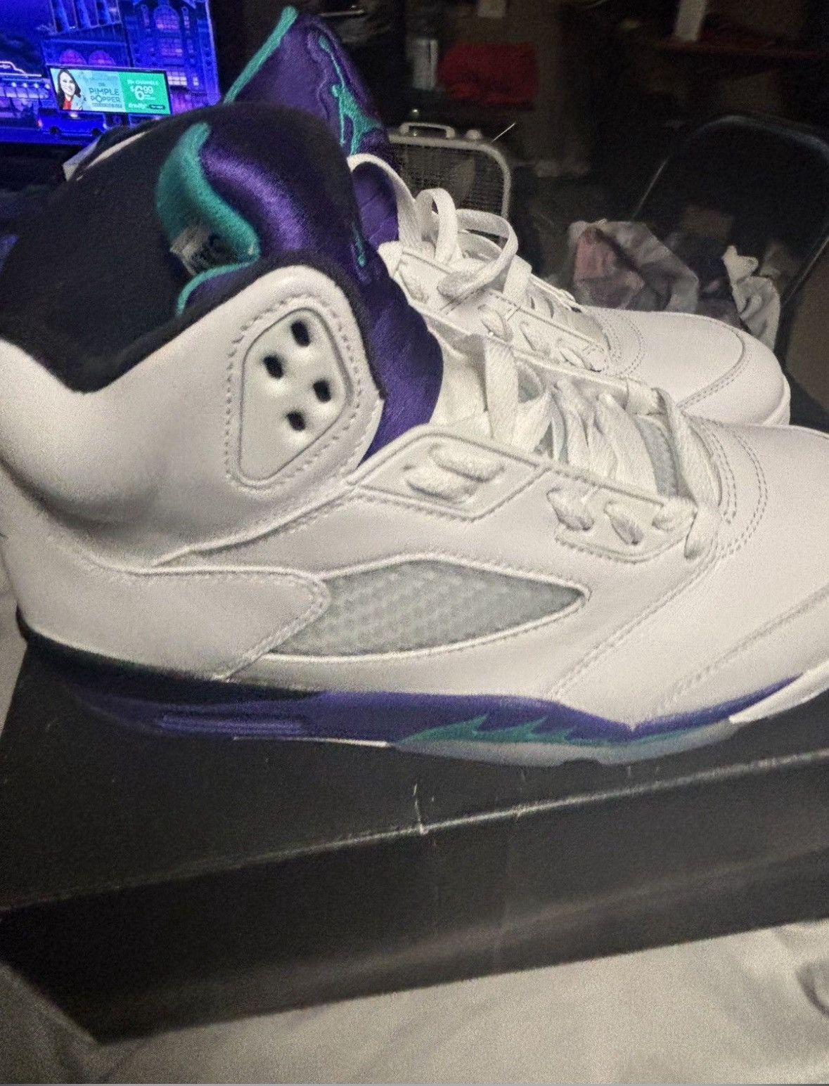 Jordan Brand Air Jordan 5 Retro Grape 2025 Size US 11 / EU 44 - 2 Thumbnail
