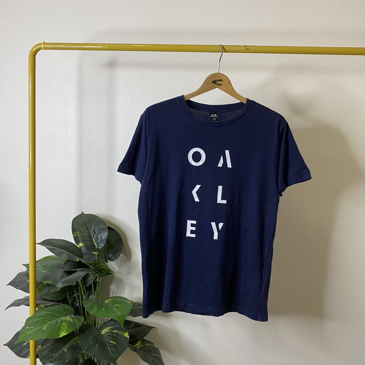 Oakley Y2K Oakley T Shirt Size US M / EU 48-50 / 2 - 1 Thumbnail