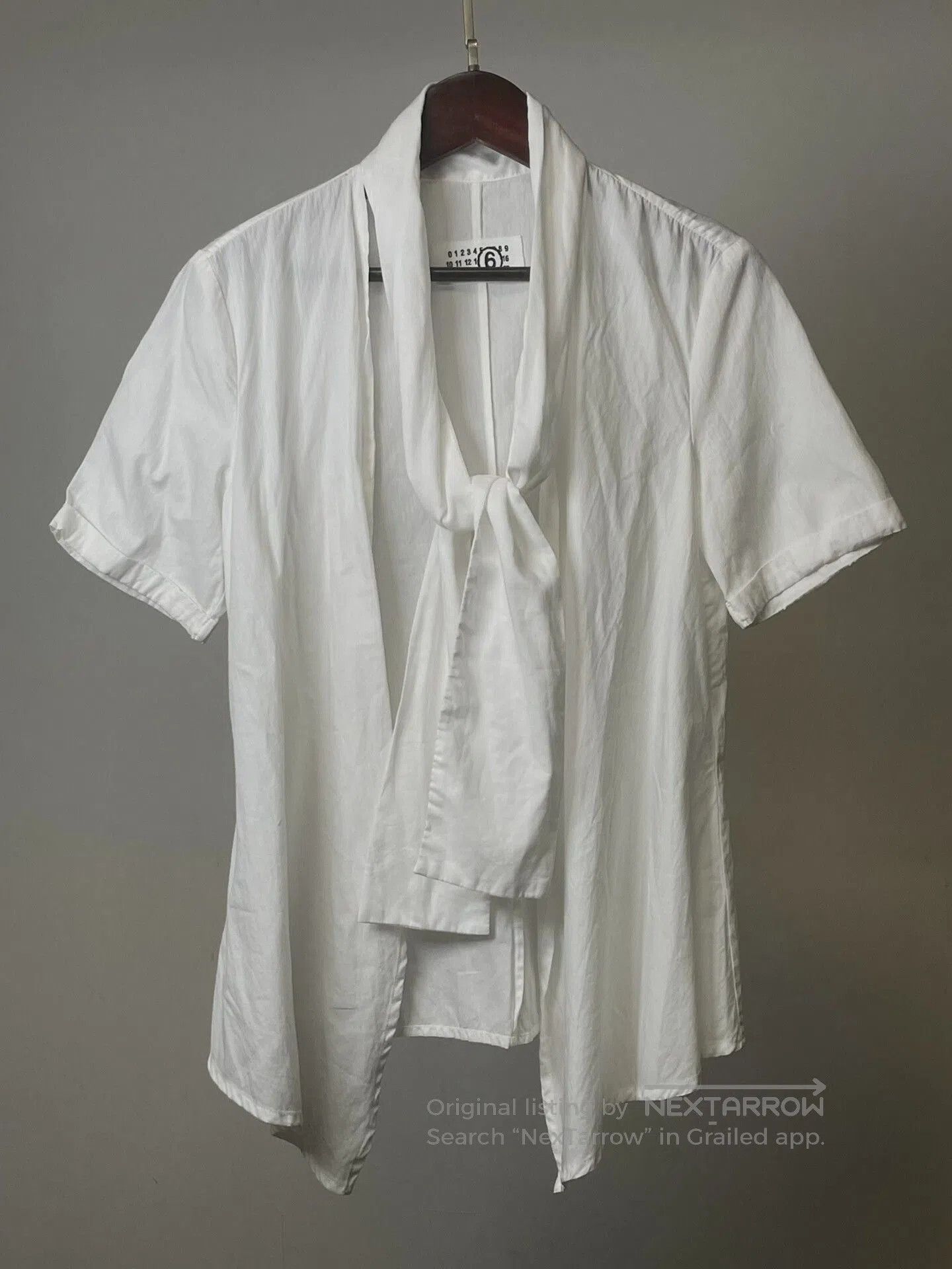 Maison Margiela Maison Martin Margiela White Scarf Cardigan. Size M / US 6-8 / IT 42-44 - 1 Thumbnail