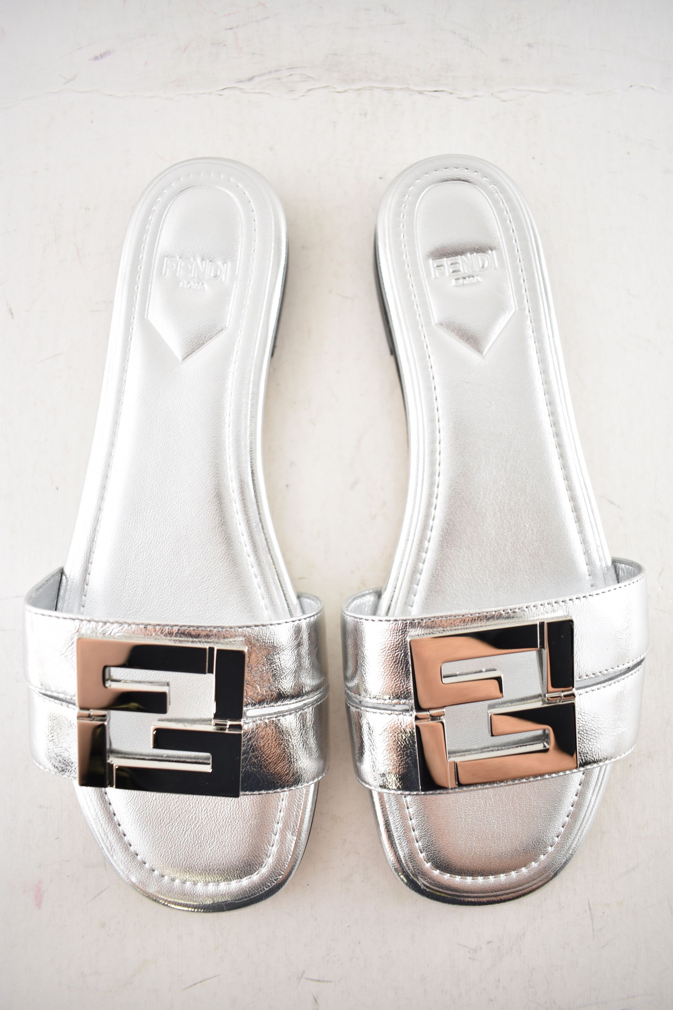 Fendi Fendi Fold Argento FF Monogram Logo Slide Flat Sandal 37 Size US 7 / IT 37 - 13 Thumbnail