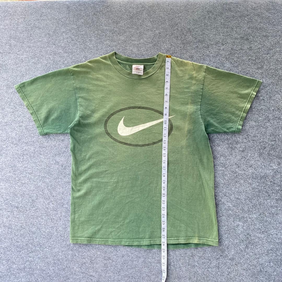 Nike Vintage 90s Nike Swoosh Logo Tshirt Size US L / EU 52-54 / 3 - 3 Thumbnail