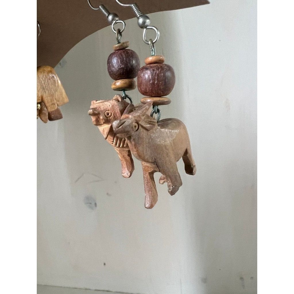 Vintage 2 Pair Vtg Safari Animal Lion Tiger Dangle Pierced Earrings Size ONE SIZE - 5 Thumbnail