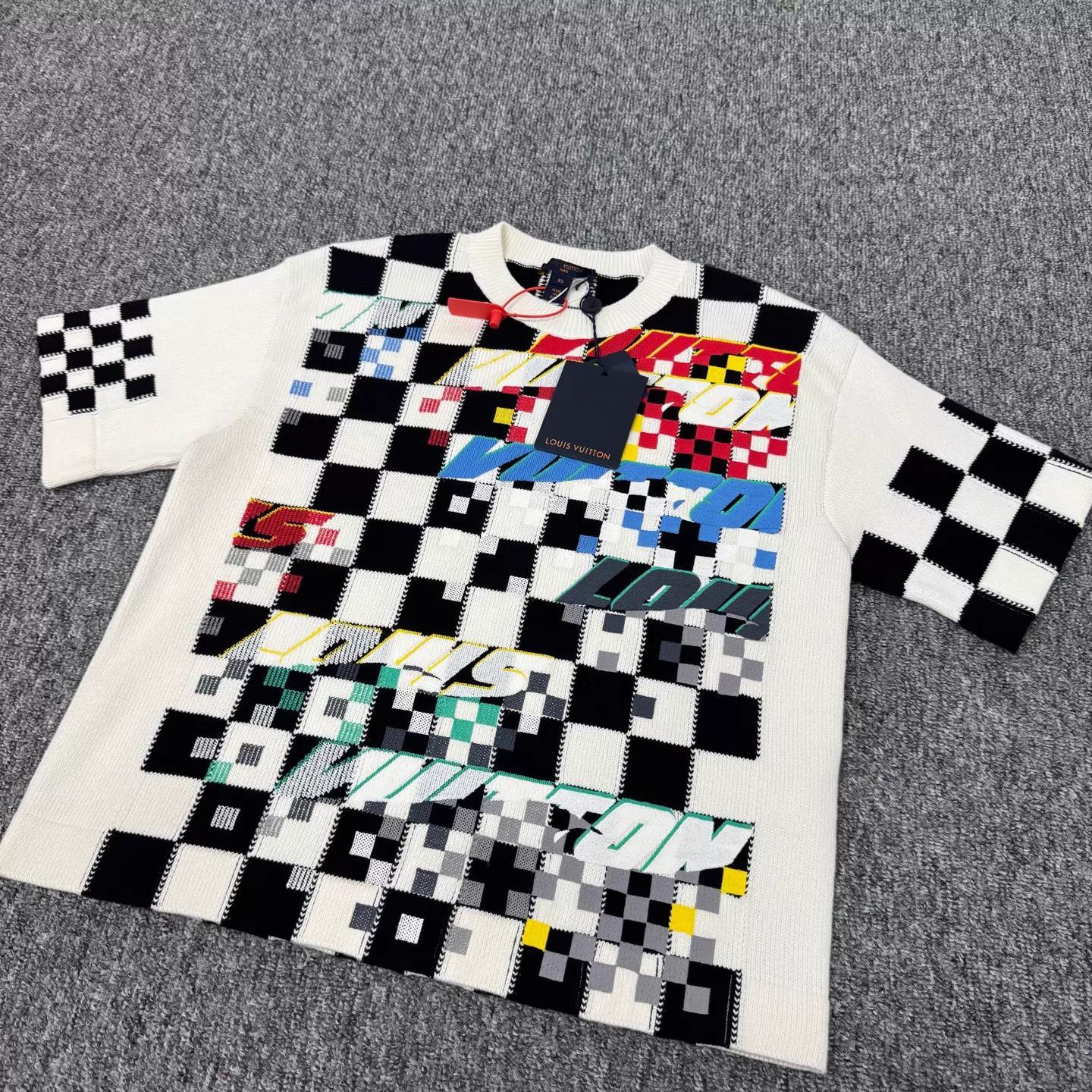 Louis Vuitton LV crewneck knit short sleeve tee XS new with tags Size US XS / EU 42 / 0 - 3 Thumbnail