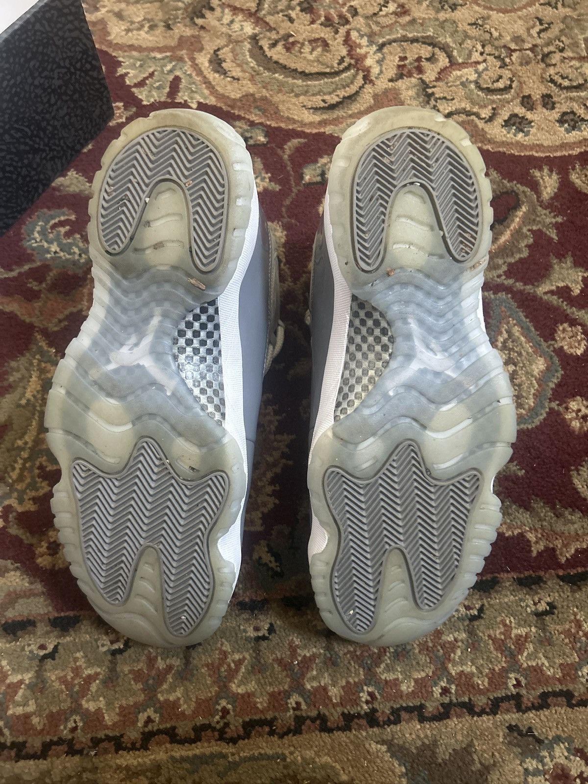 Jordan Brand Jordan 11 Cool Grey Size US 12 / EU 45 - 8 Thumbnail