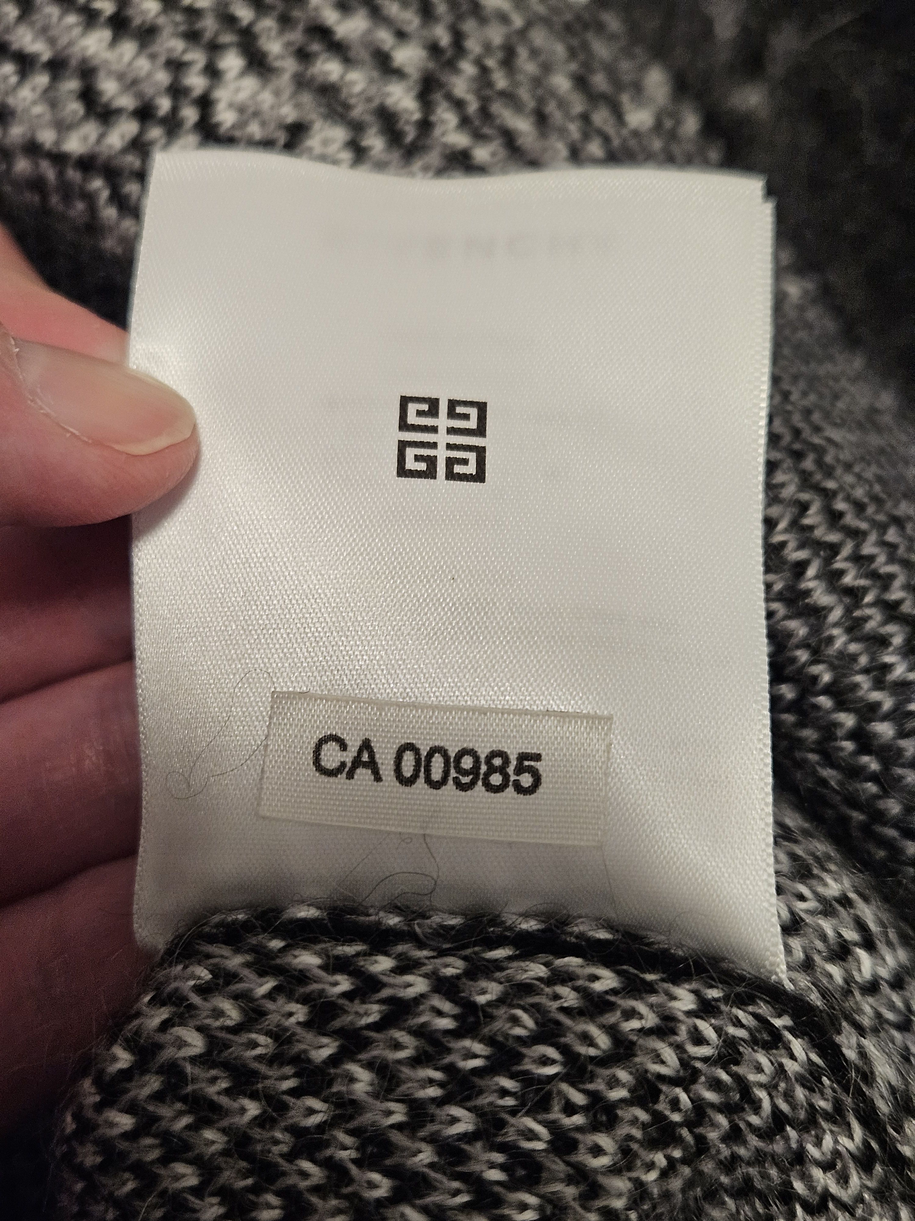 Givenchy 4G Checked Mohair Sweater Size US L / EU 52-54 / 3 - 10 Thumbnail