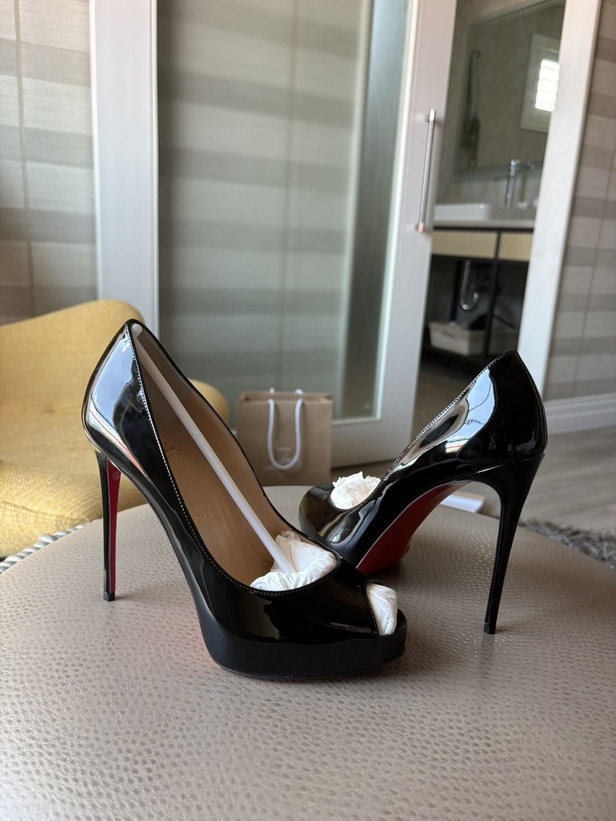 Christian Louboutin Christian Louboutin Size US 6 / IT 36 - 7 Thumbnail