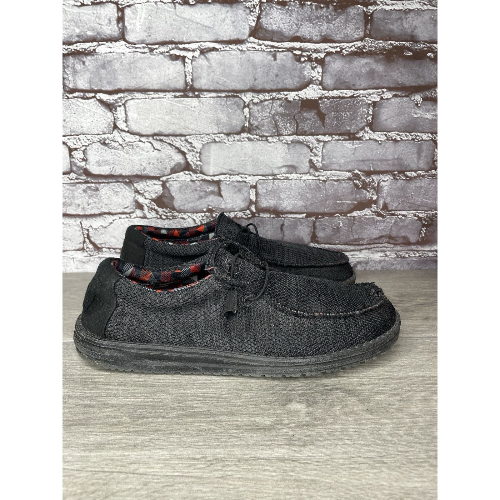 Other Hey Dude Shoes Wally Sox Comfortable Jet Black Gray Slip On Size US 10 / EU 43 - 20 Thumbnail