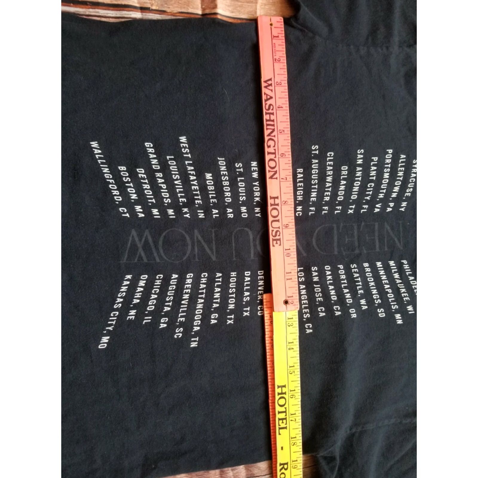 Gildan Mens M Lady Antebellum Need You Now 2010 Concert Tour Black T-Shirt Double Sided Graphic Tee Unisex Adults Crew Neck Short Sleeve Gildan Size M Size US M / EU 48-50 / 2 - 3 Thumbnail