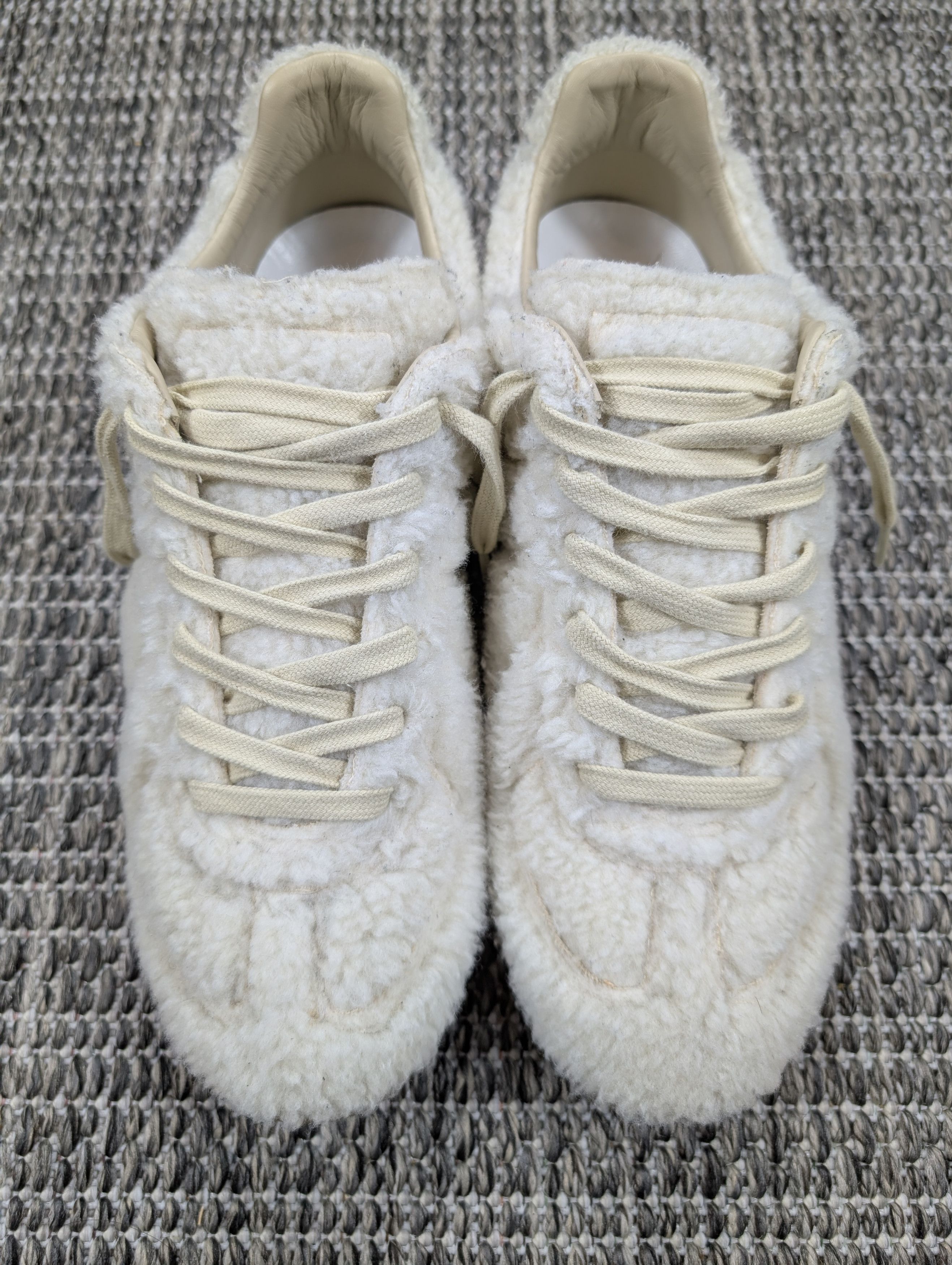 Maison Margiela Maison Margiela GAT Replica Shearling Sherpa Fleece Fur Size US 9.5 / EU 42-43 - 2 Thumbnail