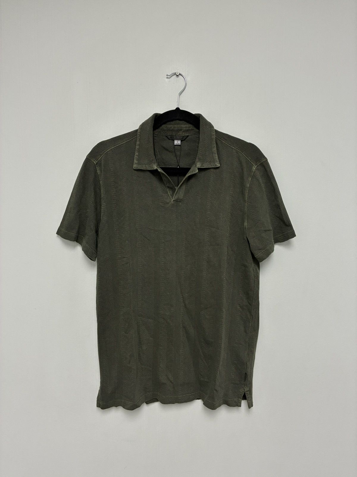 John Varvatos Zion polo size small Size US S / EU 44-46 / 1 - 9 Thumbnail