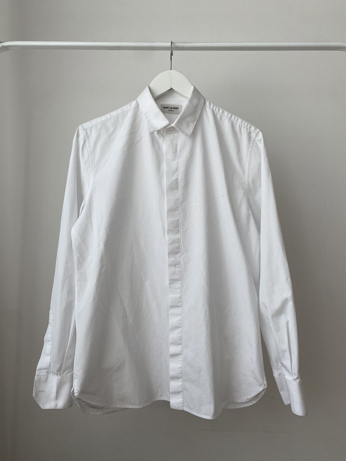 Saint Laurent Paris Saint Laurent Paris white button up basic shirt Size US M / EU 48-50 / 2 - 1 Thumbnail