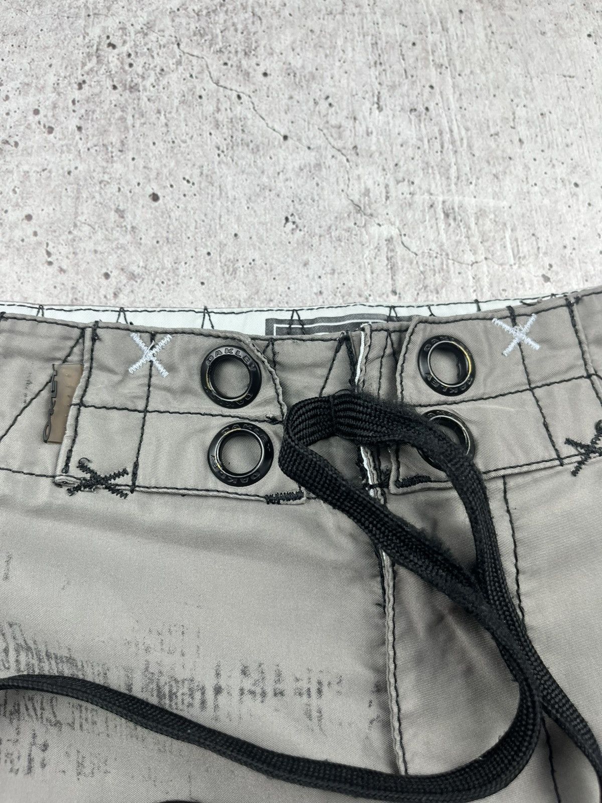Oakley × Vintage Crazy Vintage Big Logo Oakley Shorts Size US 34 / EU 50 - 6 Thumbnail