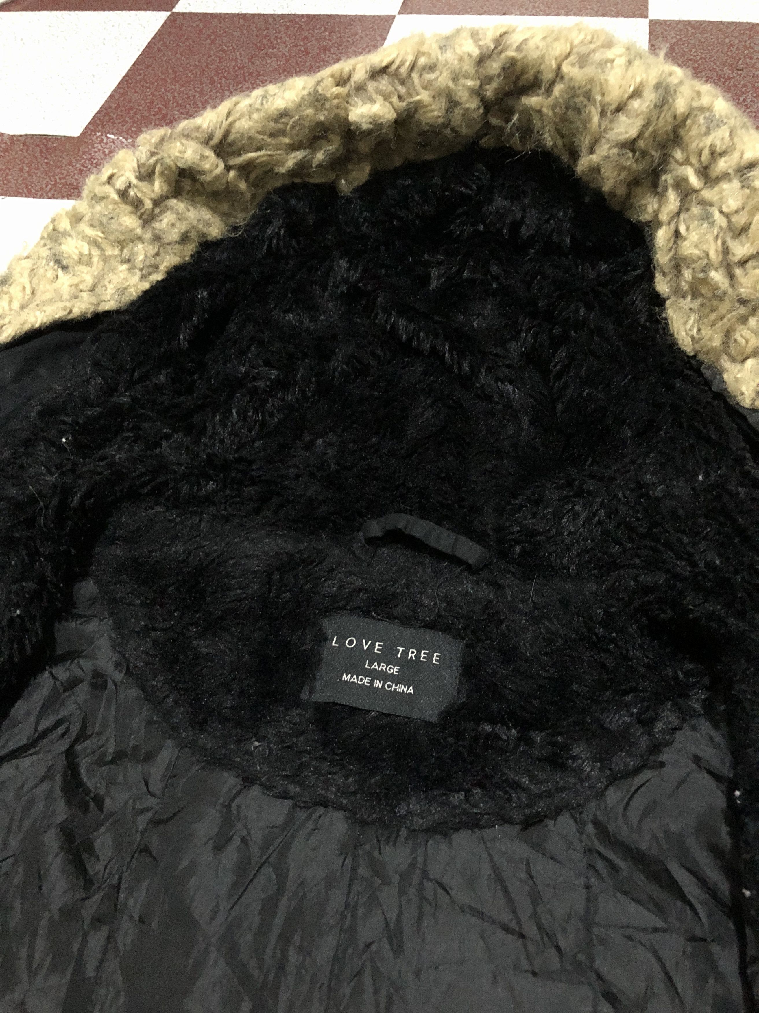 Le Grande Bleu (L.G.B.) Love Tree Japanese boxy Faux Fur Jacket Size US L / EU 52-54 / 3 - 7 Thumbnail