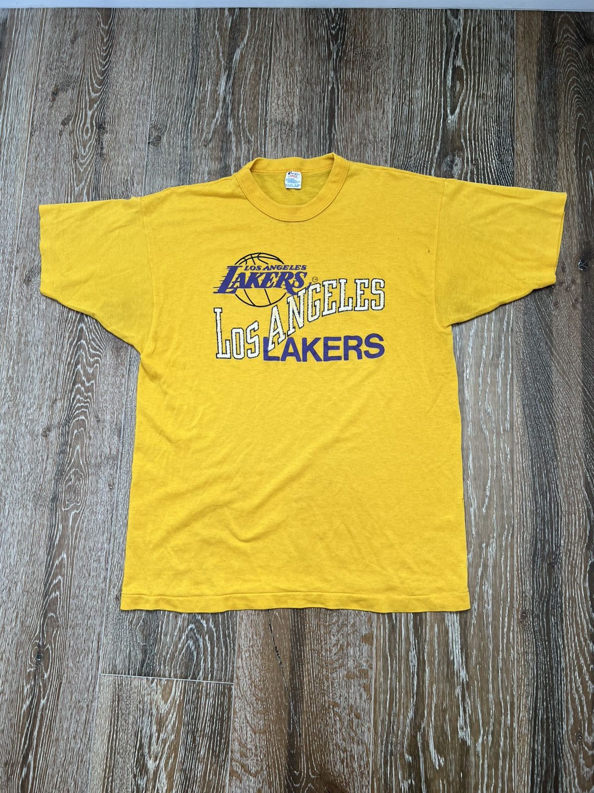 Champion Vintage los angeles champion thrashed distressed tee Size US M / EU 48-50 / 2 - 1 Thumbnail