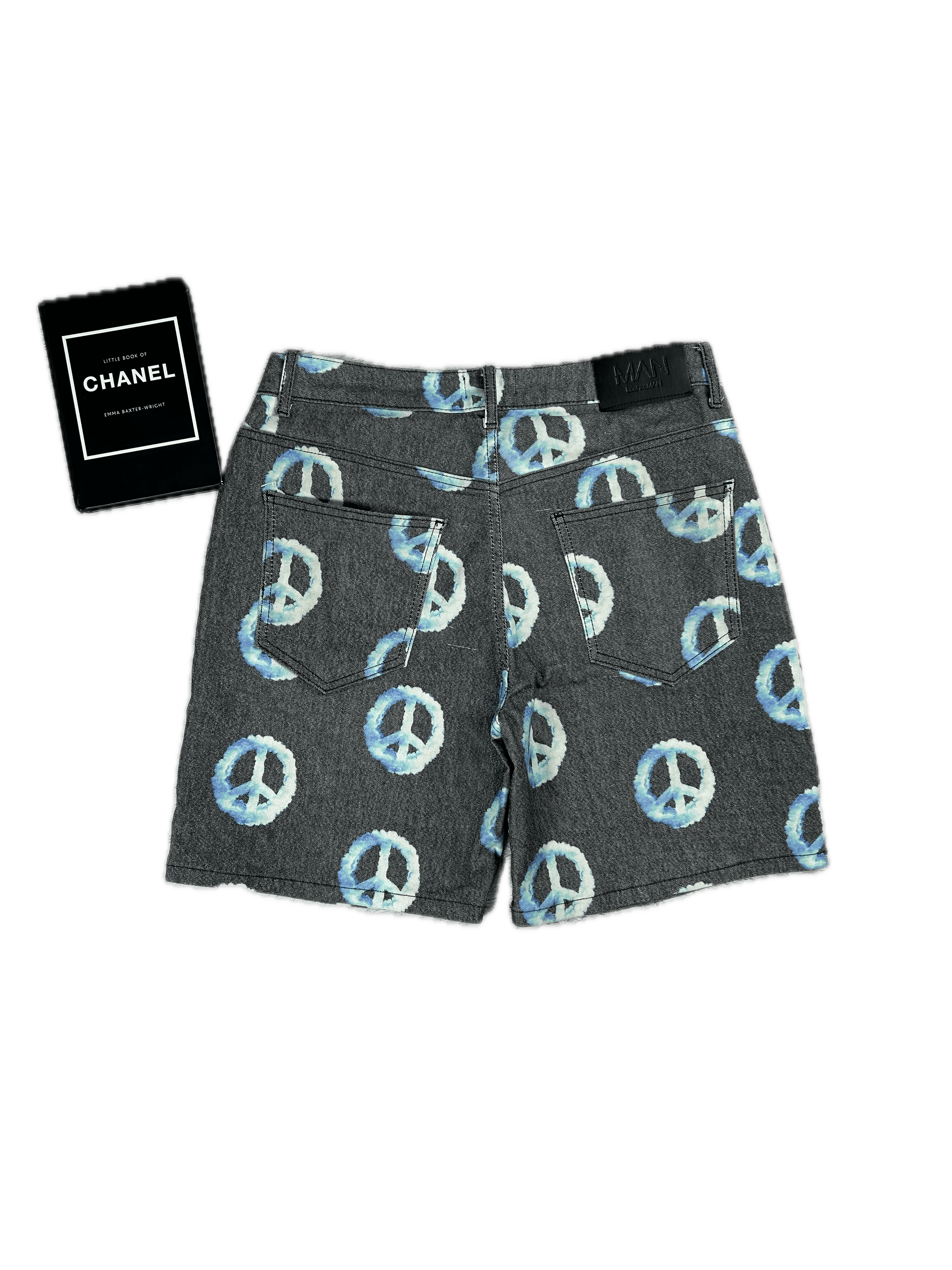 Flannel × Japanese Brand Monogram baggy shorts Piece AOP Oldmoney style Y2K Size US 30 / EU 46 - 1 Thumbnail